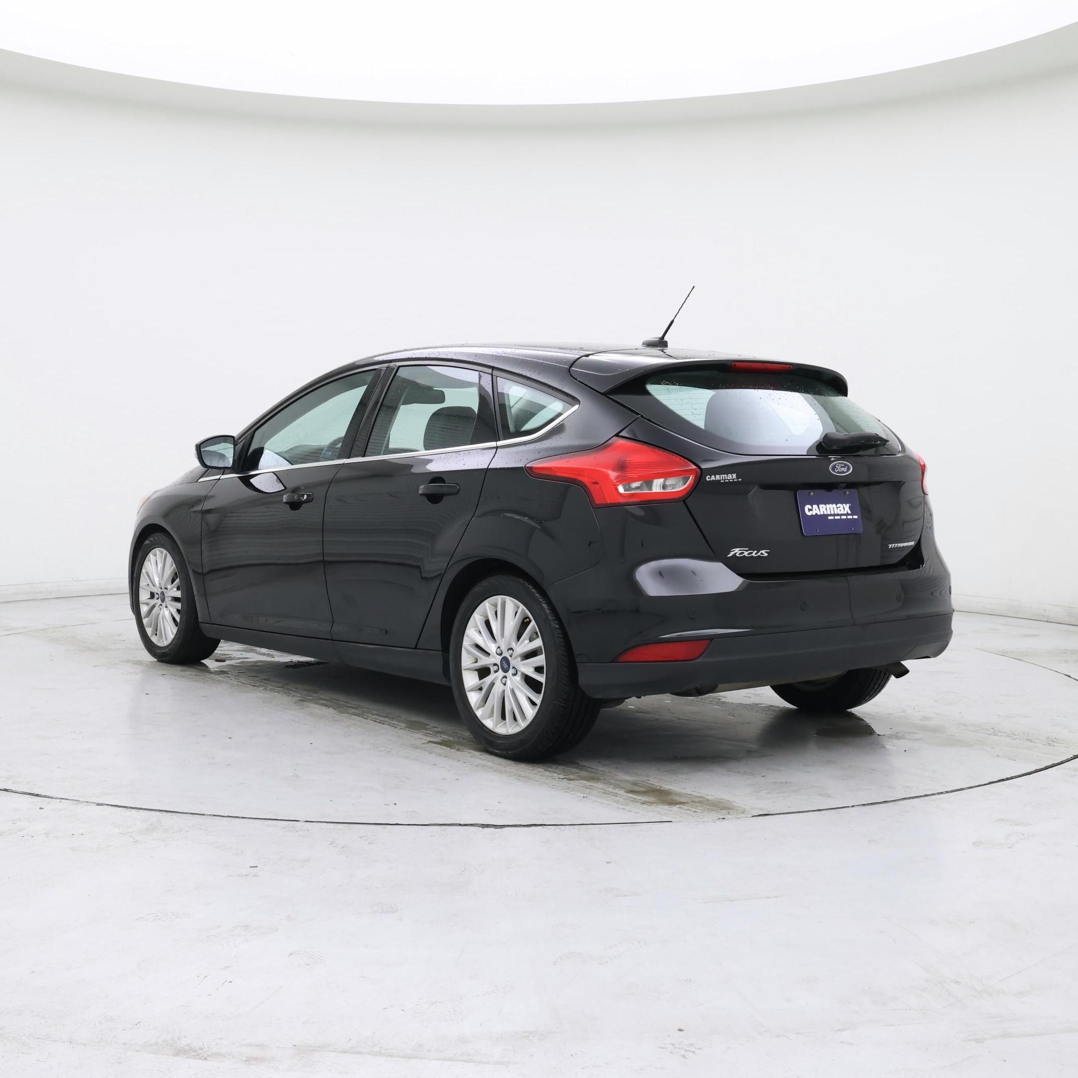 Thumbnail: 2017 Ford Focus - 2