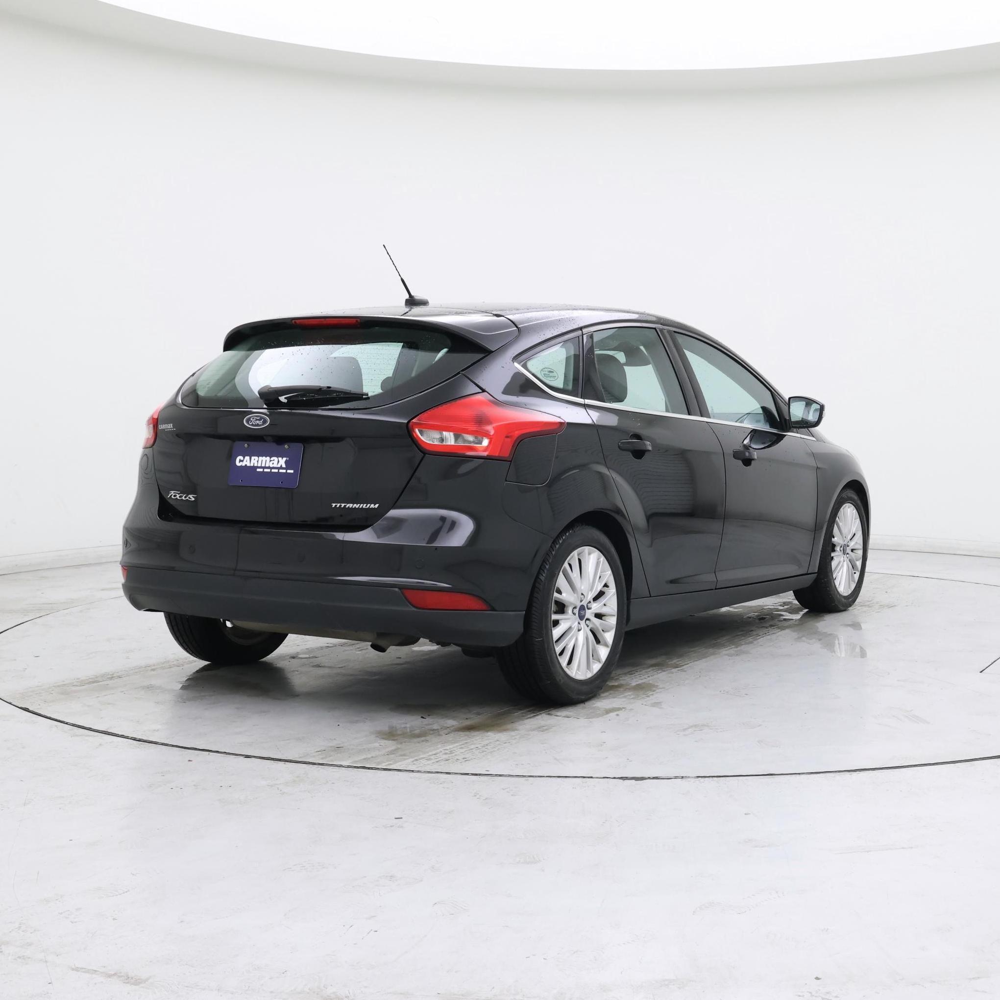 Thumbnail: 2017 Ford Focus - 8