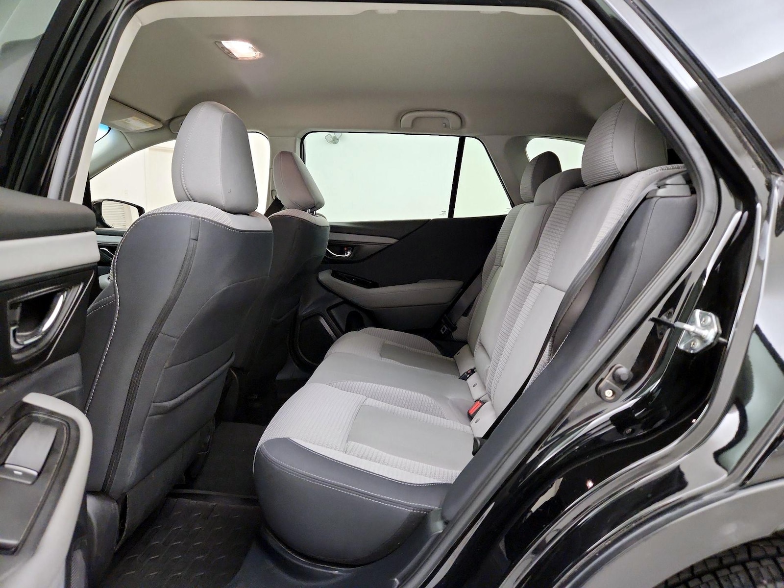 2021 Subaru Outback Premium - Photo 20