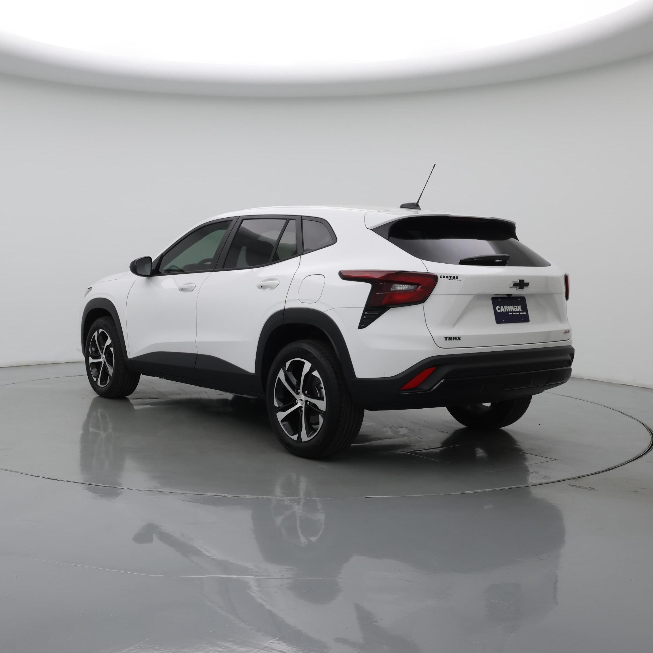 Thumbnail: 2026 Chevrolet Trax - 2