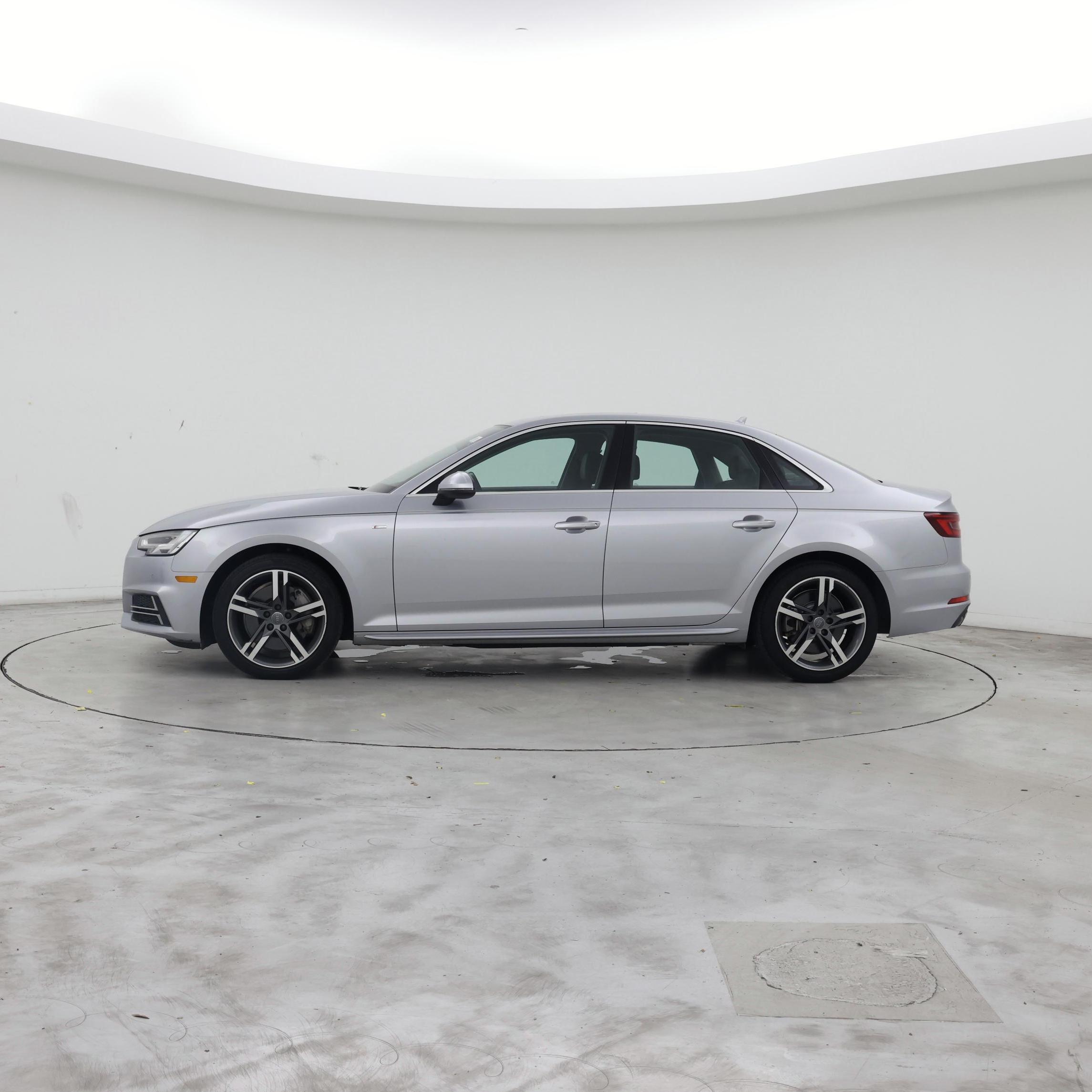 Thumbnail: 2018 Audi A4 - 3