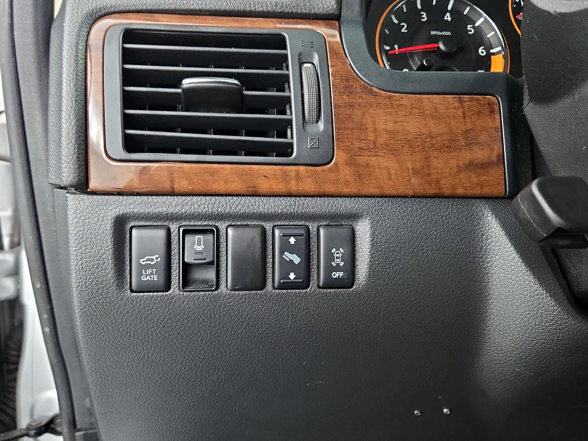Thumbnail: 2015 Nissan Armada - 13
