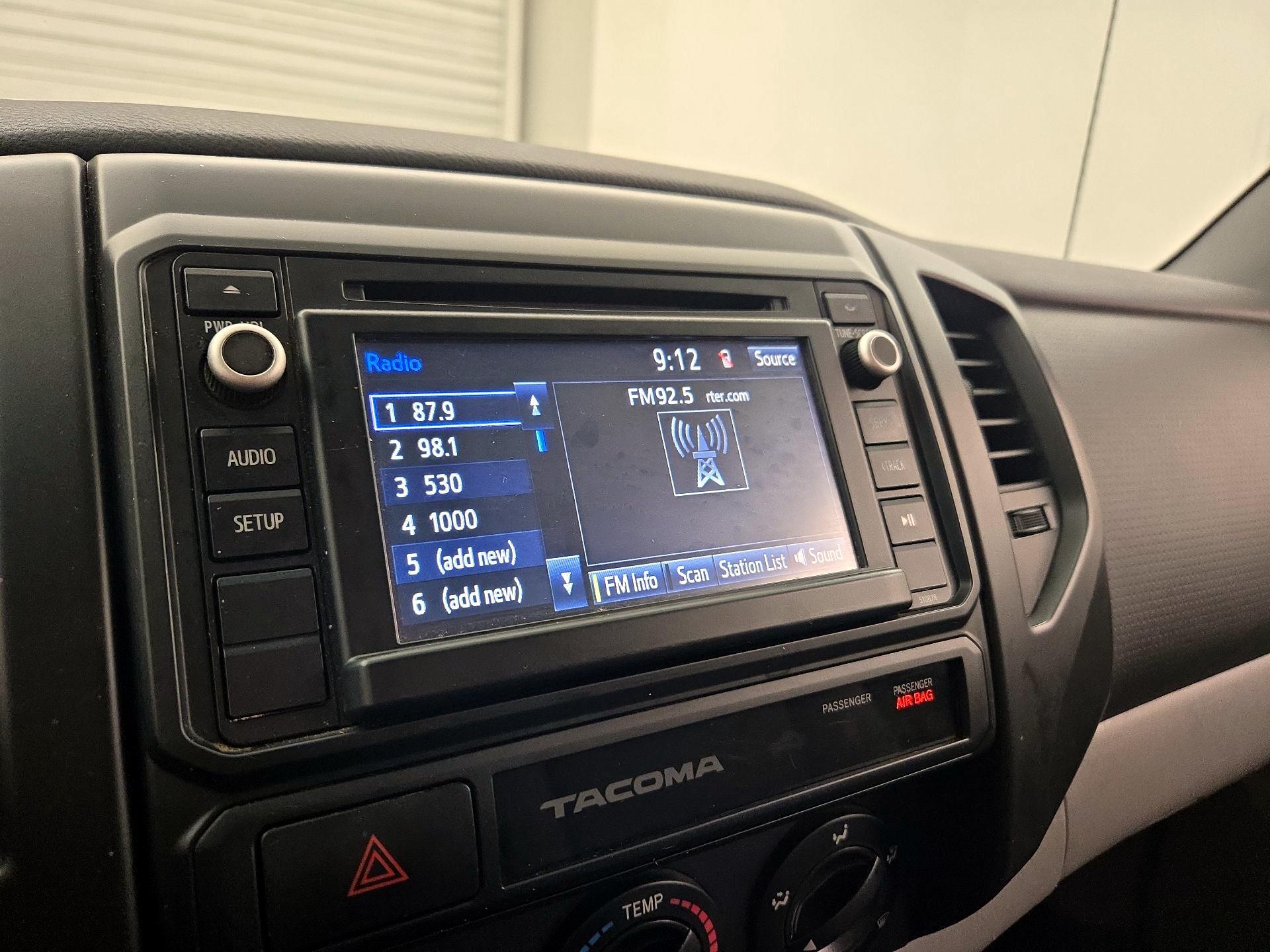Thumbnail: 2015 Toyota Tacoma - 13