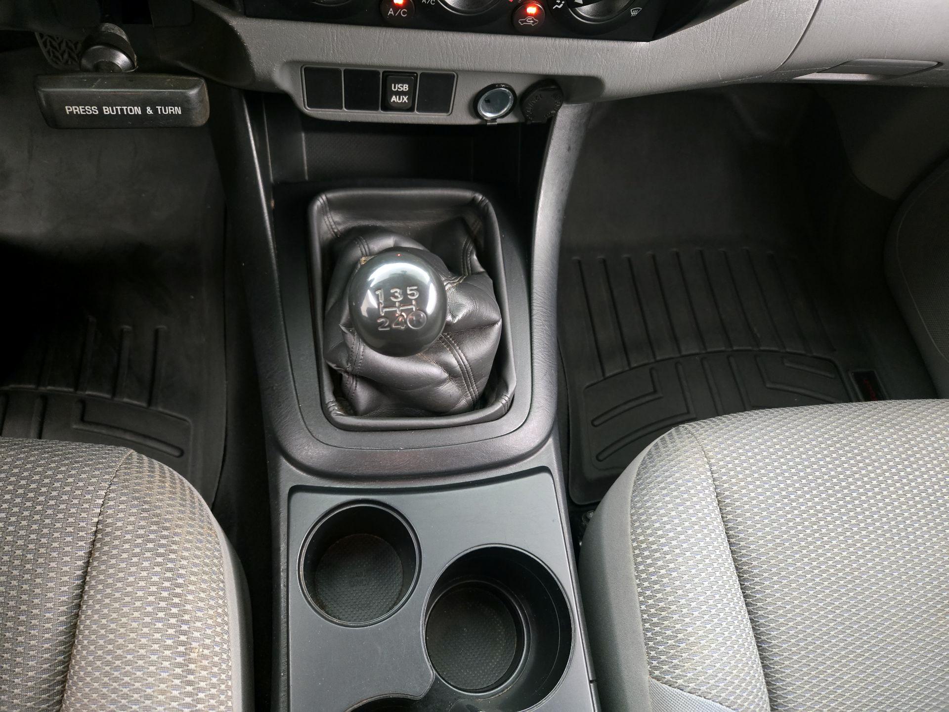 Thumbnail: 2015 Toyota Tacoma - 15