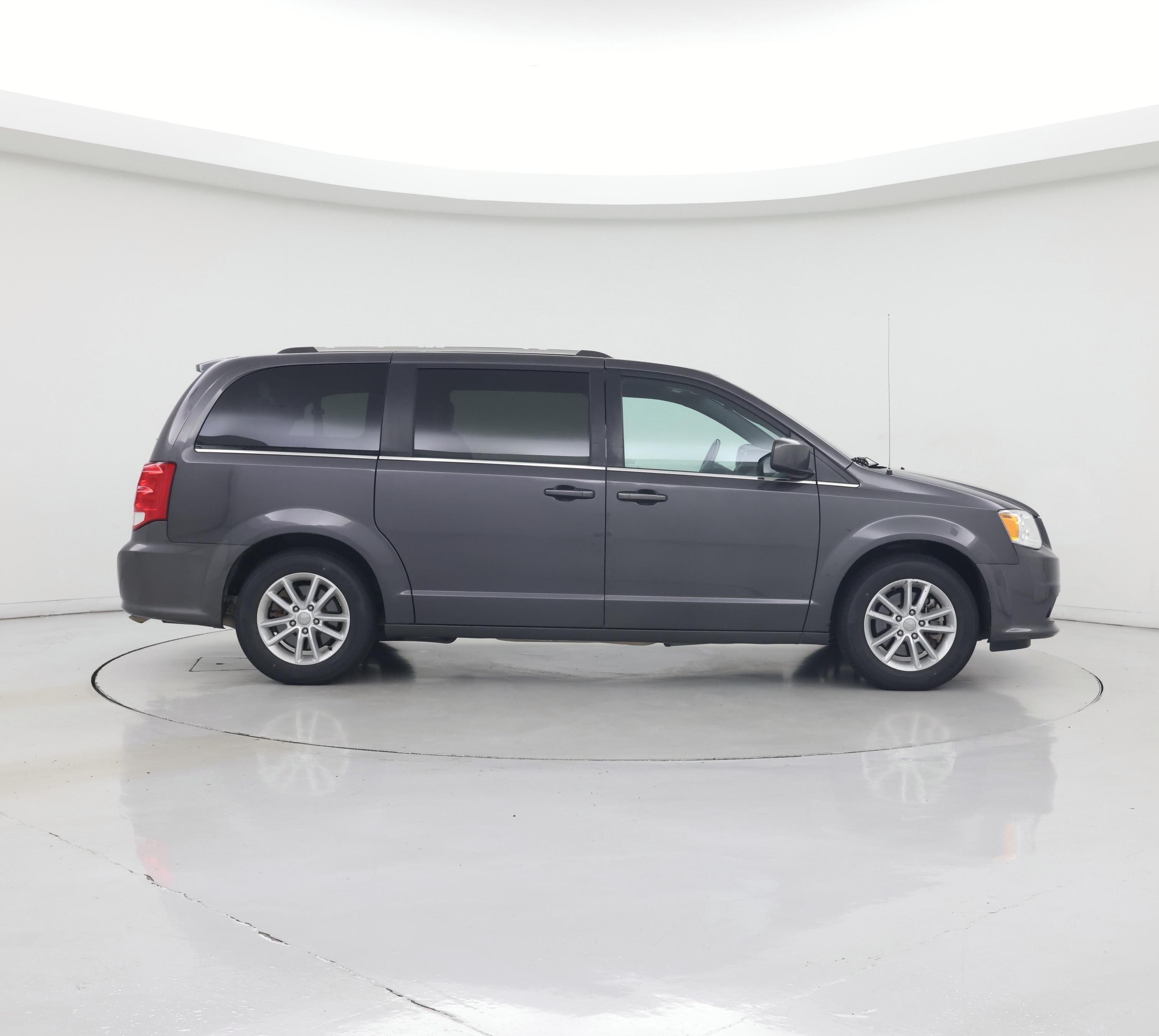 Thumbnail: 2019 Dodge Grand Caravan - 7