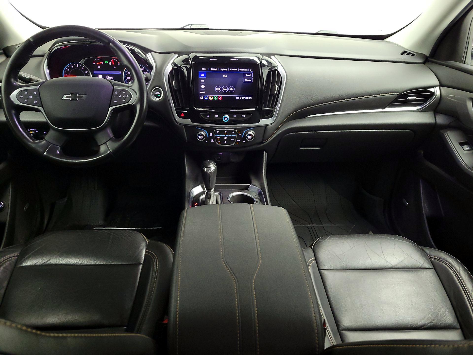 Thumbnail: 2020 Chevrolet Traverse - 9