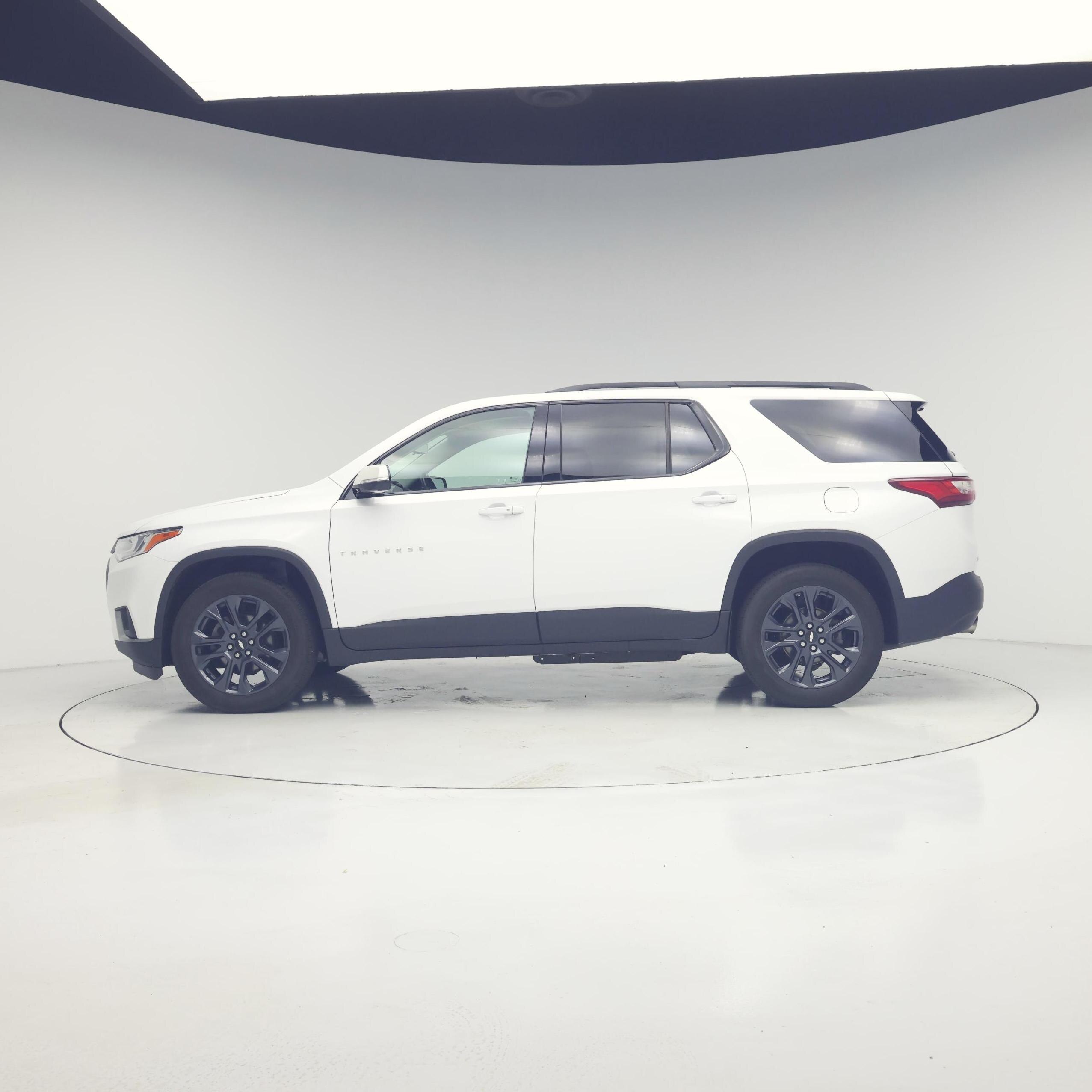 Thumbnail: 2020 Chevrolet Traverse - 3