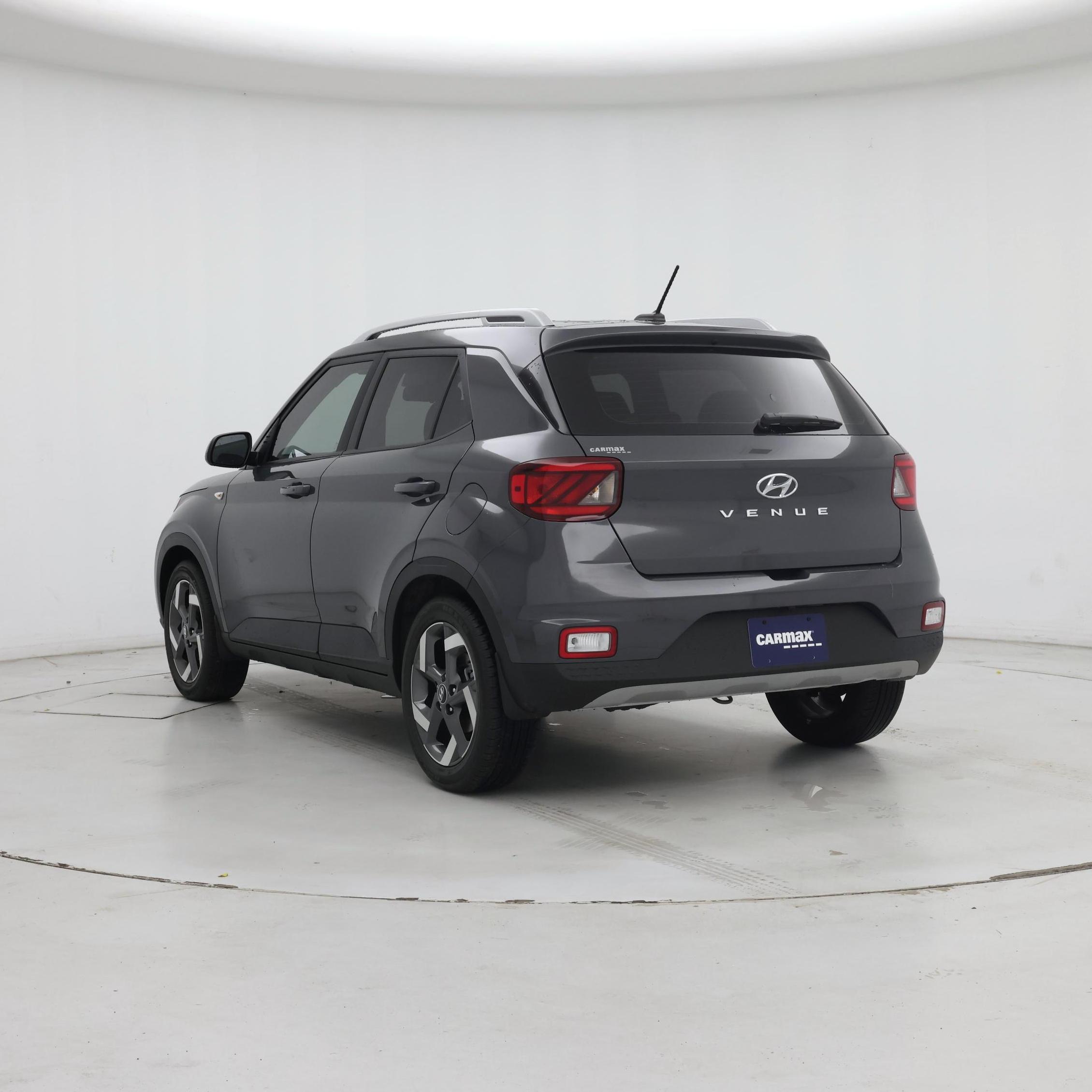 Thumbnail: 2025 Hyundai Venue - 2