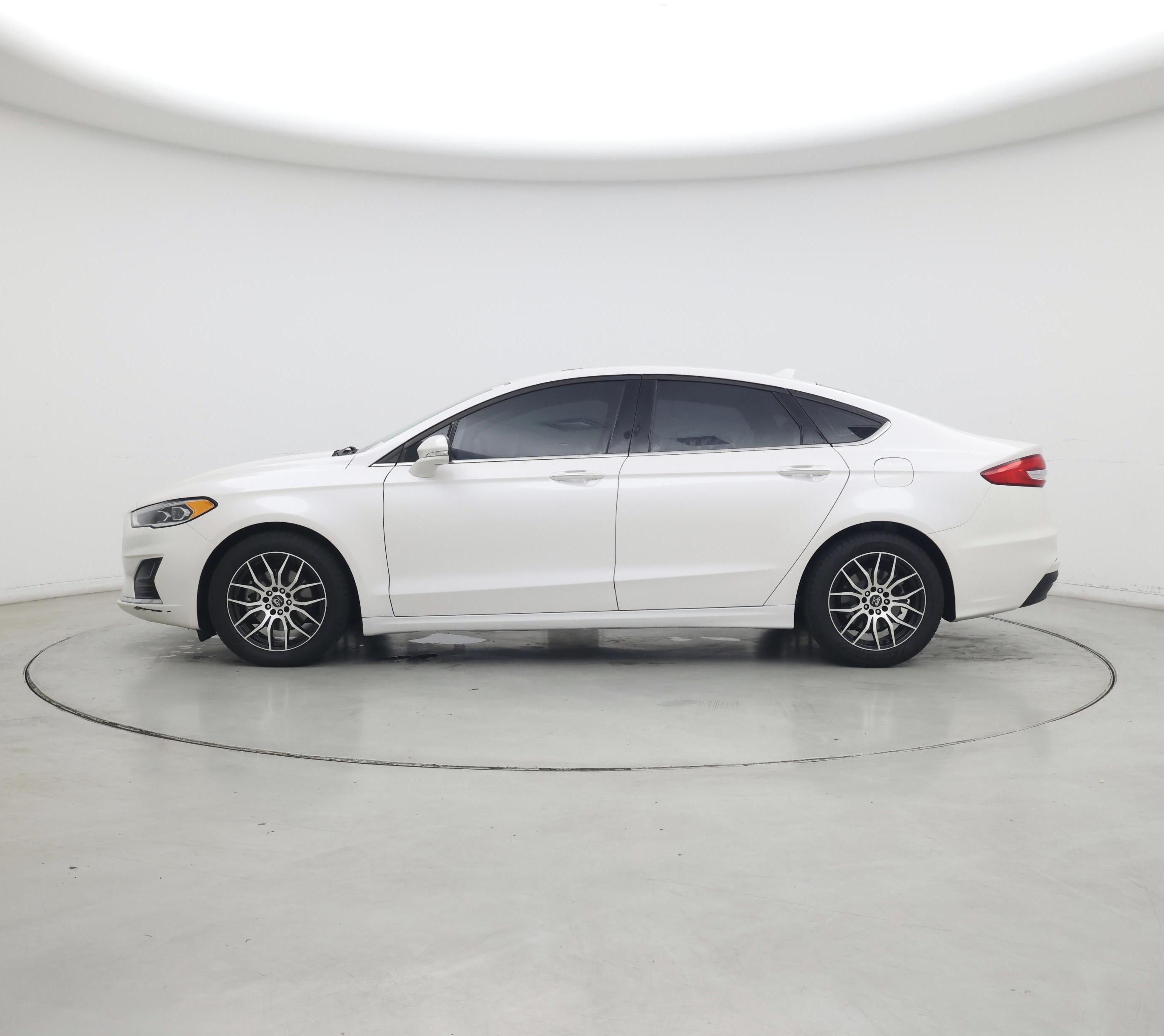 Thumbnail: 2020 Ford Fusion - 3