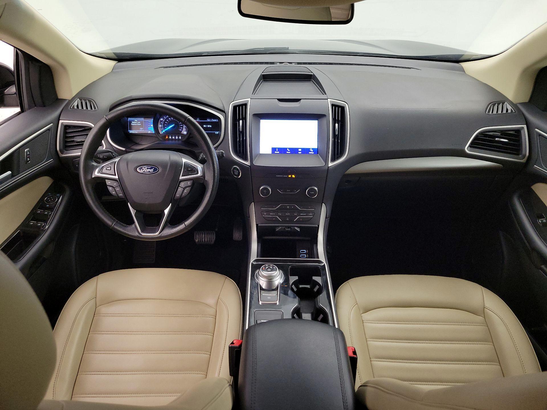 Thumbnail: 2020 Ford Edge - 9