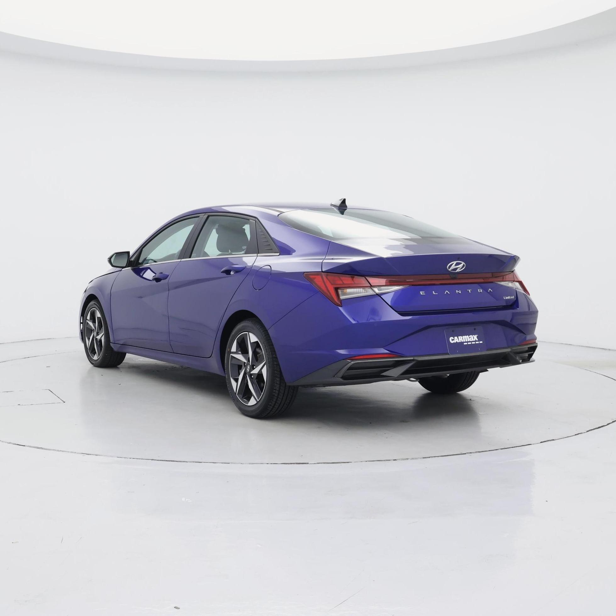 Thumbnail: 2023 Hyundai Elantra - 2