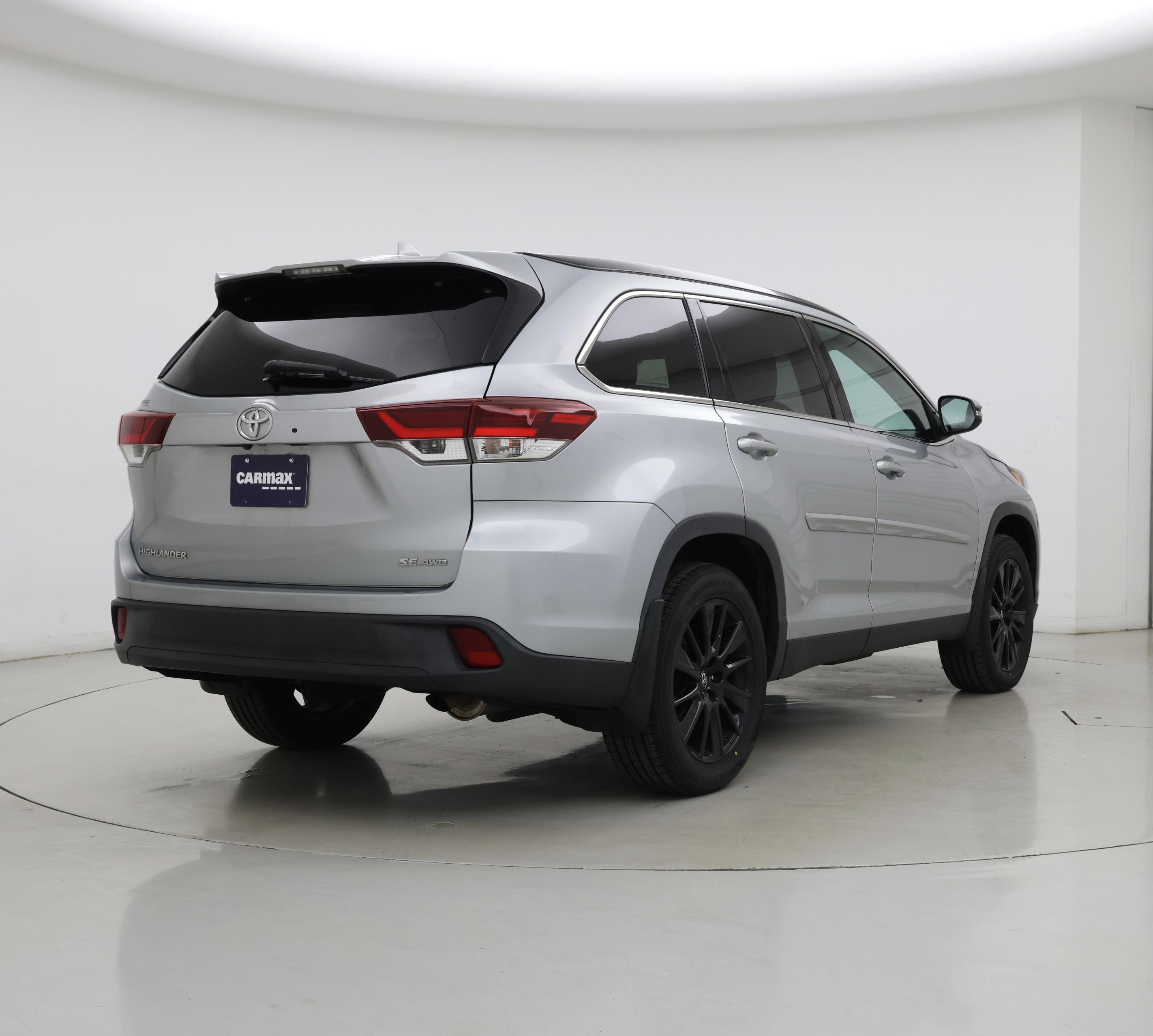 Thumbnail: 2019 Toyota Highlander - 8