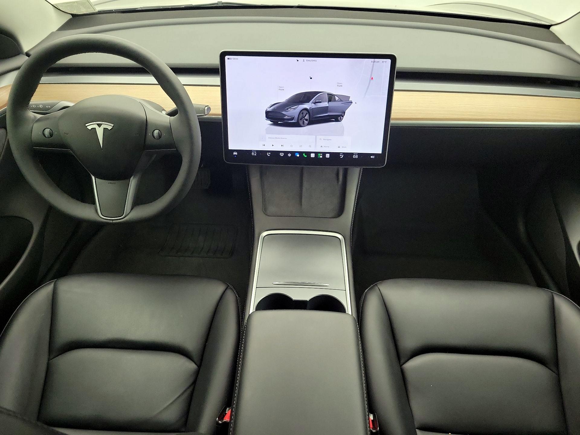 Thumbnail: 2023 Tesla Model 3 - 9