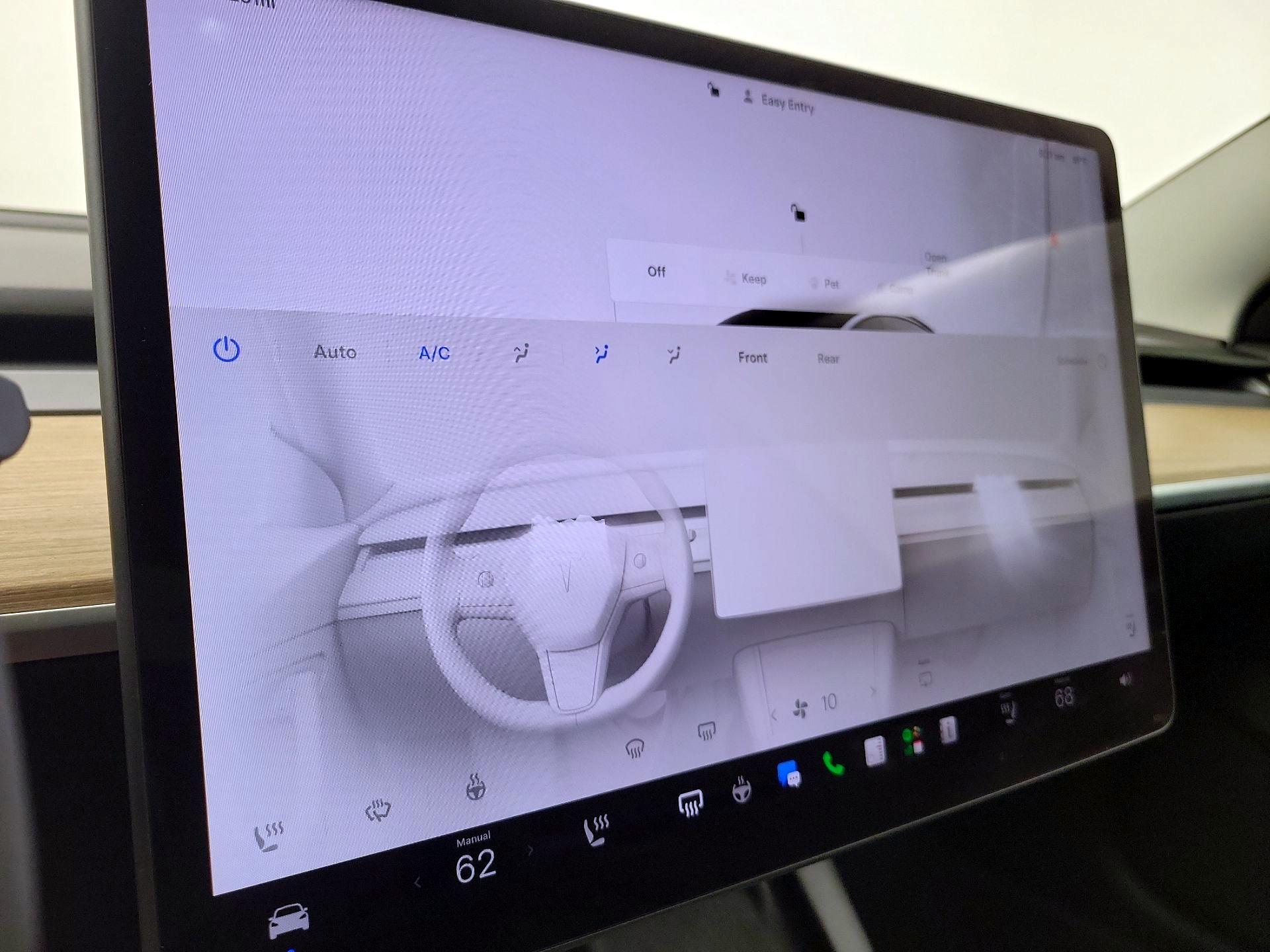 Thumbnail: 2023 Tesla Model 3 - 16