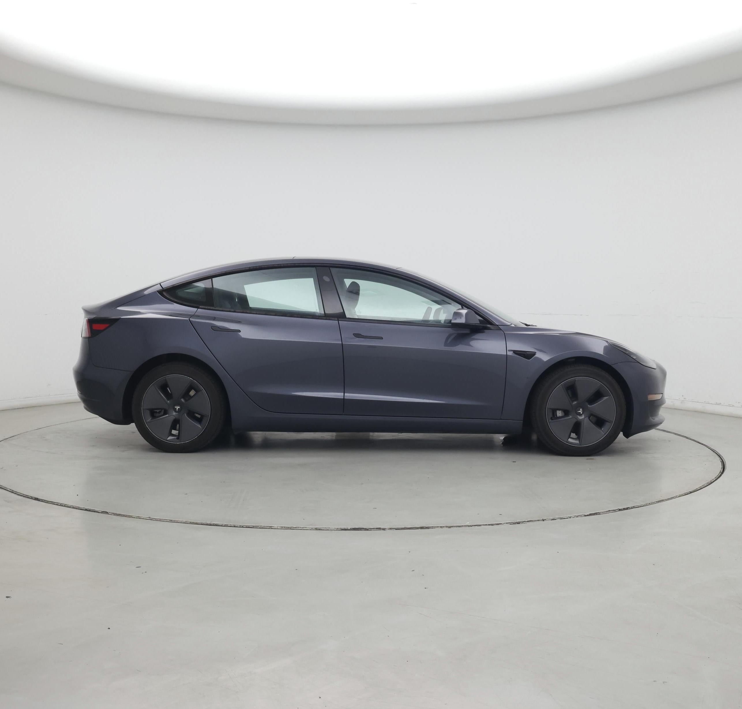 Thumbnail: 2023 Tesla Model 3 - 7