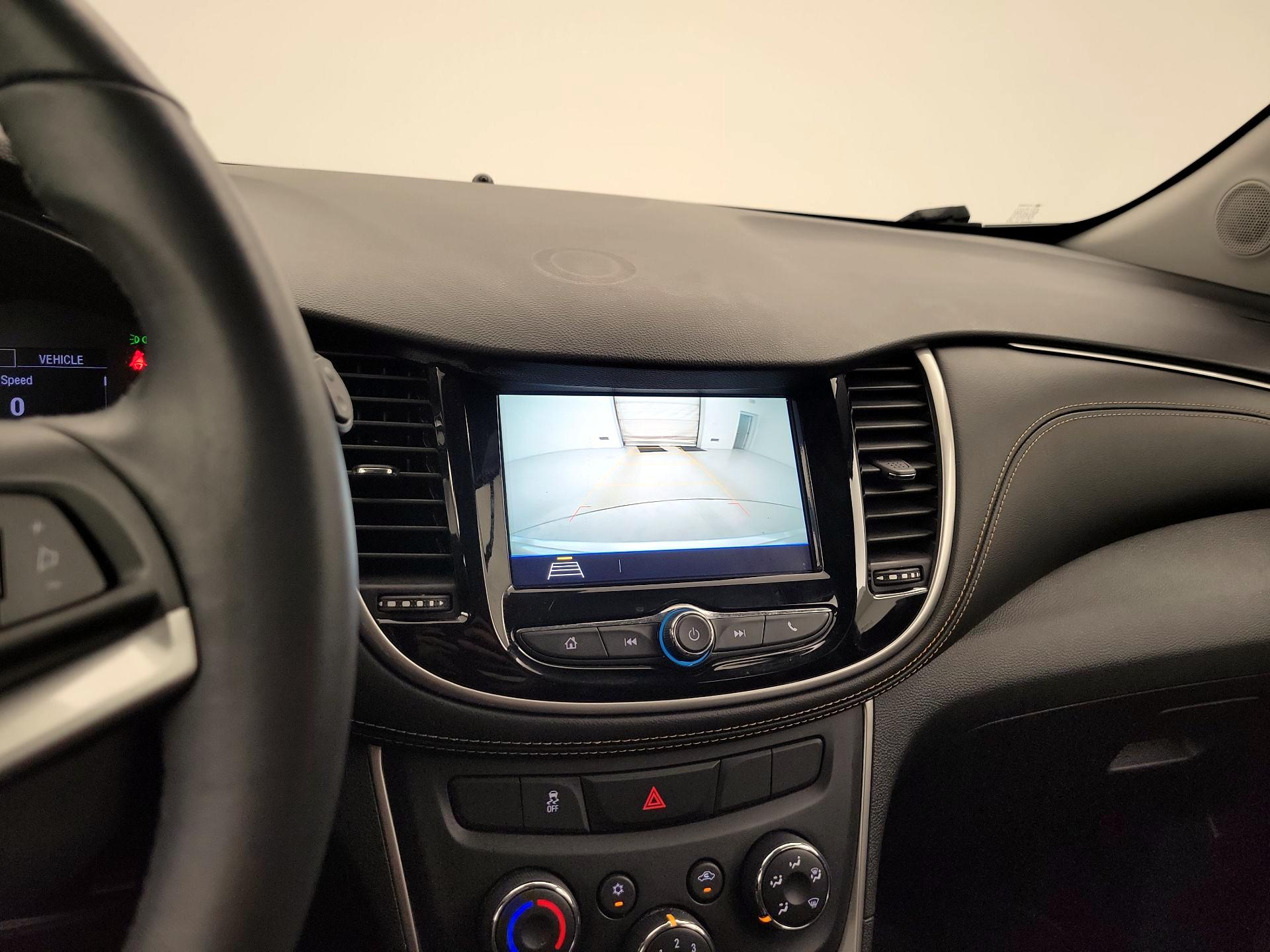 Thumbnail: 2018 Chevrolet Trax - 14