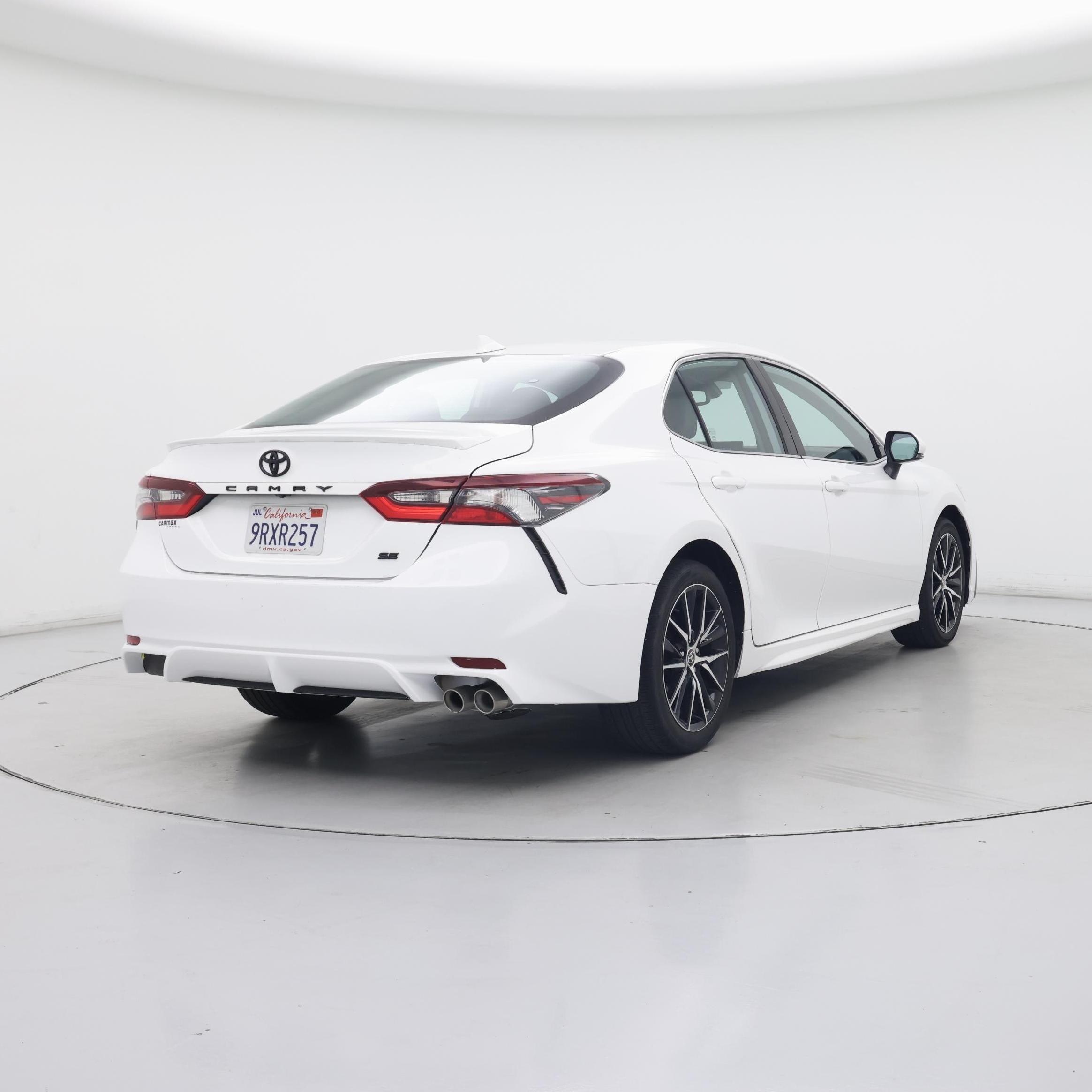 Thumbnail: 2023 Toyota Camry - 8