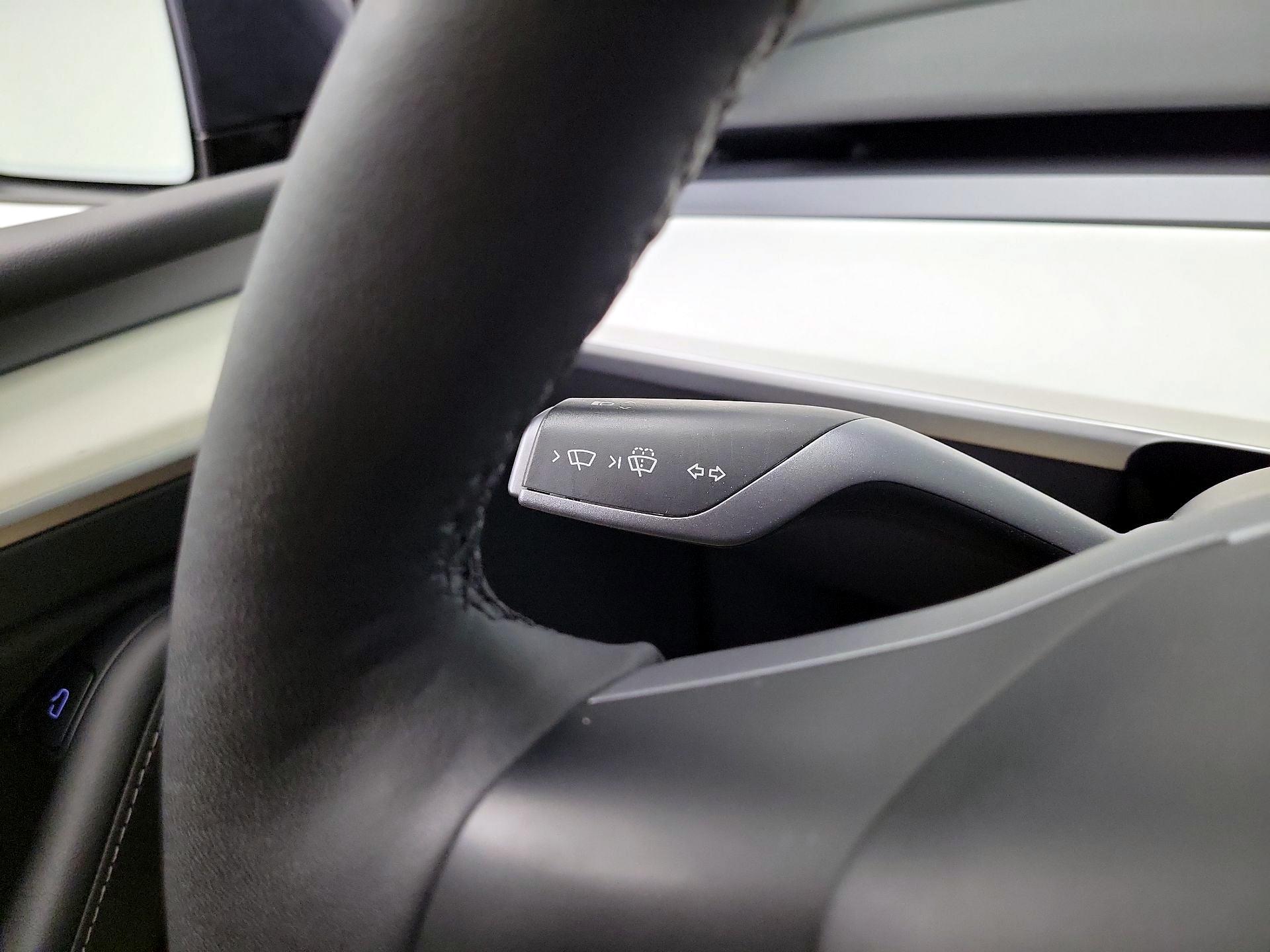 Thumbnail: 2023 Tesla Model Y - 13
