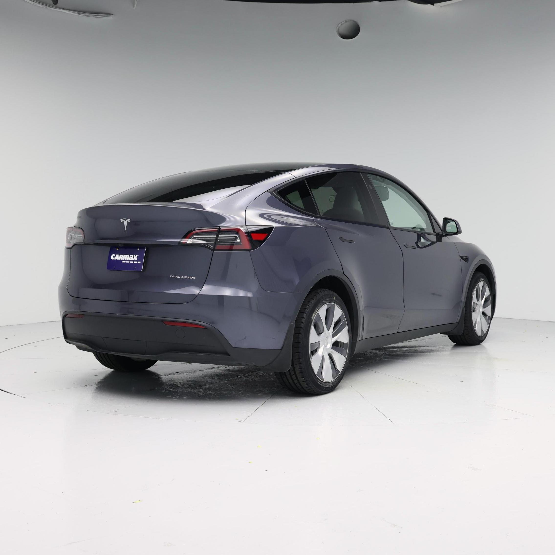 Thumbnail: 2023 Tesla Model Y - 8