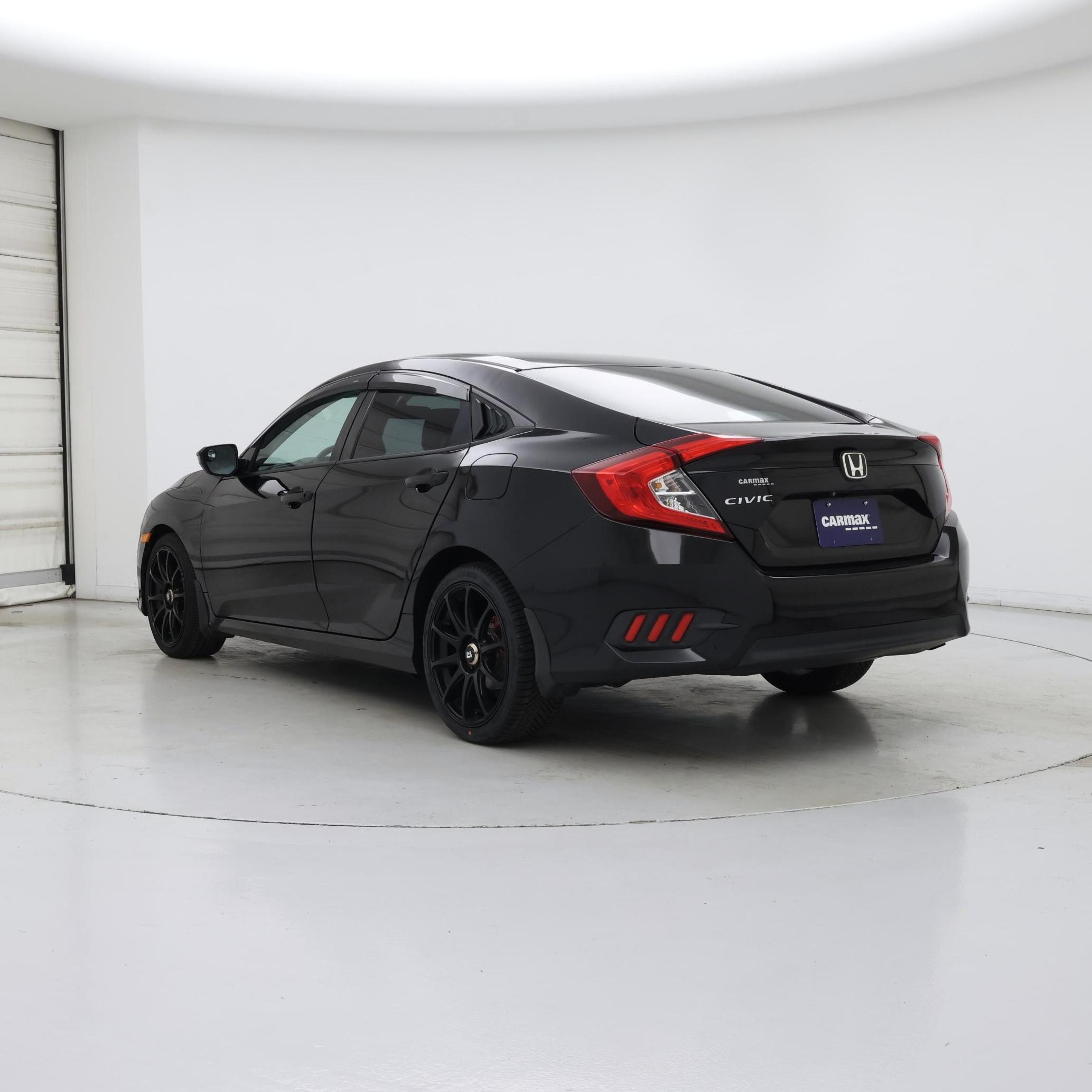 Thumbnail: 2018 Honda Civic - 2