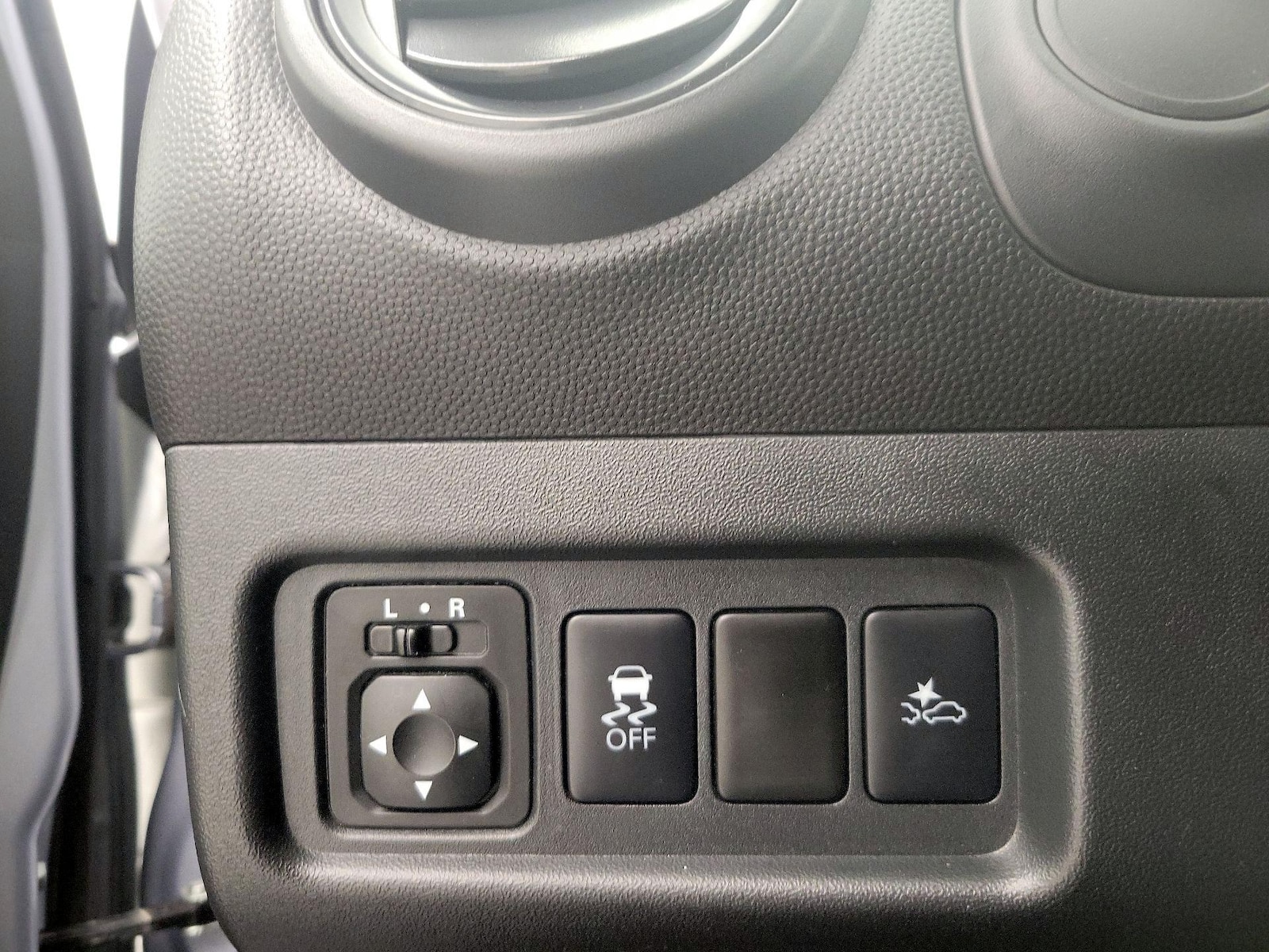 2021 Mitsubishi Mirage ES - Photo 14