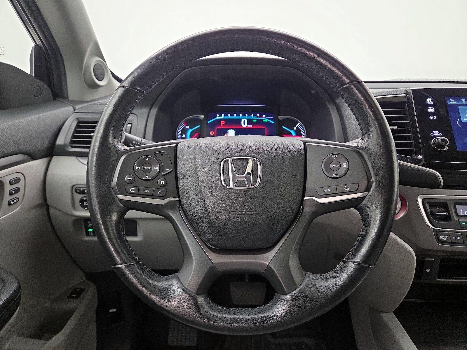 2020 Honda Pilot EX-L - Photo 11