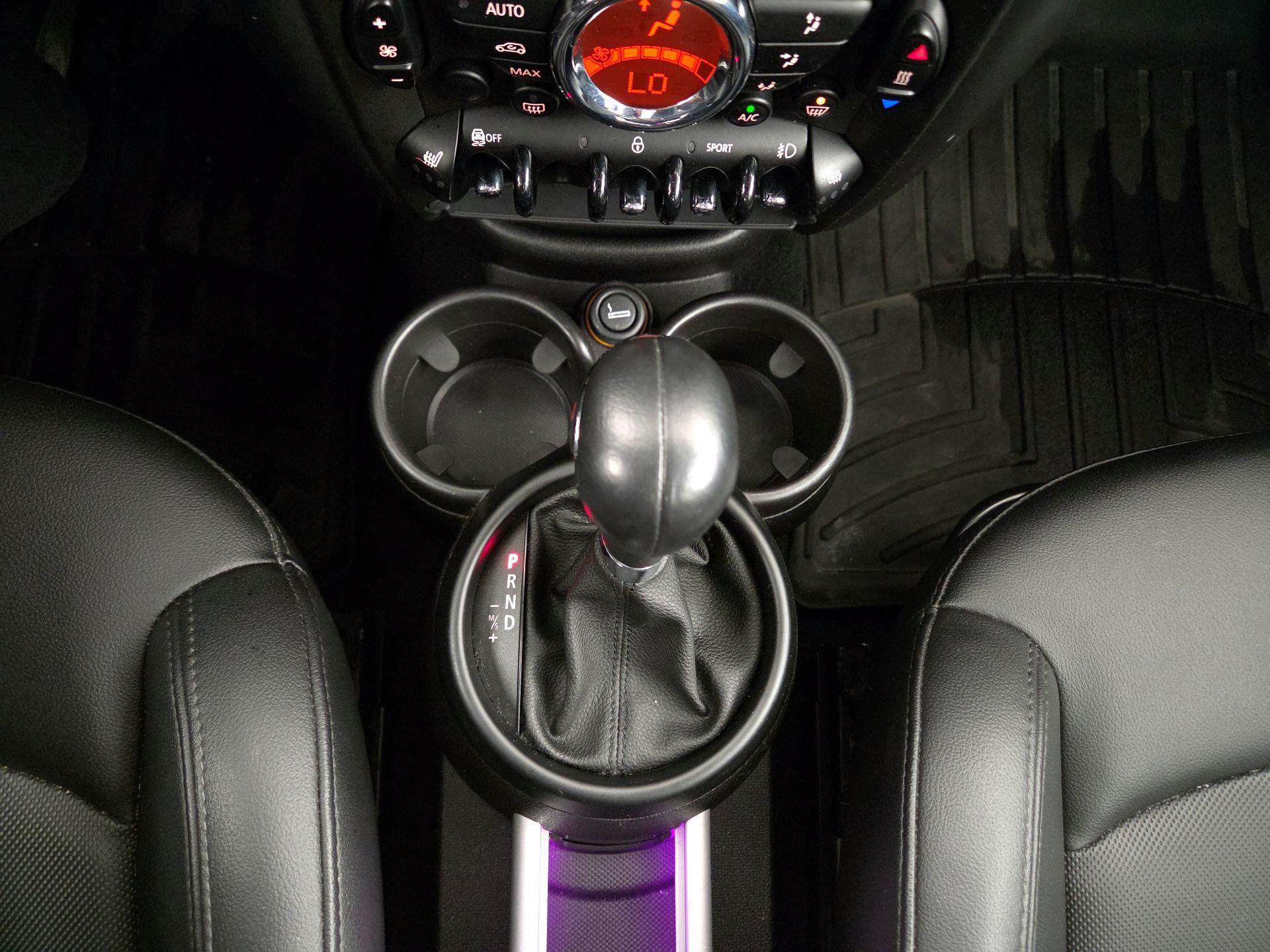 Thumbnail: 2016 MINI Cooper Countryman - 15