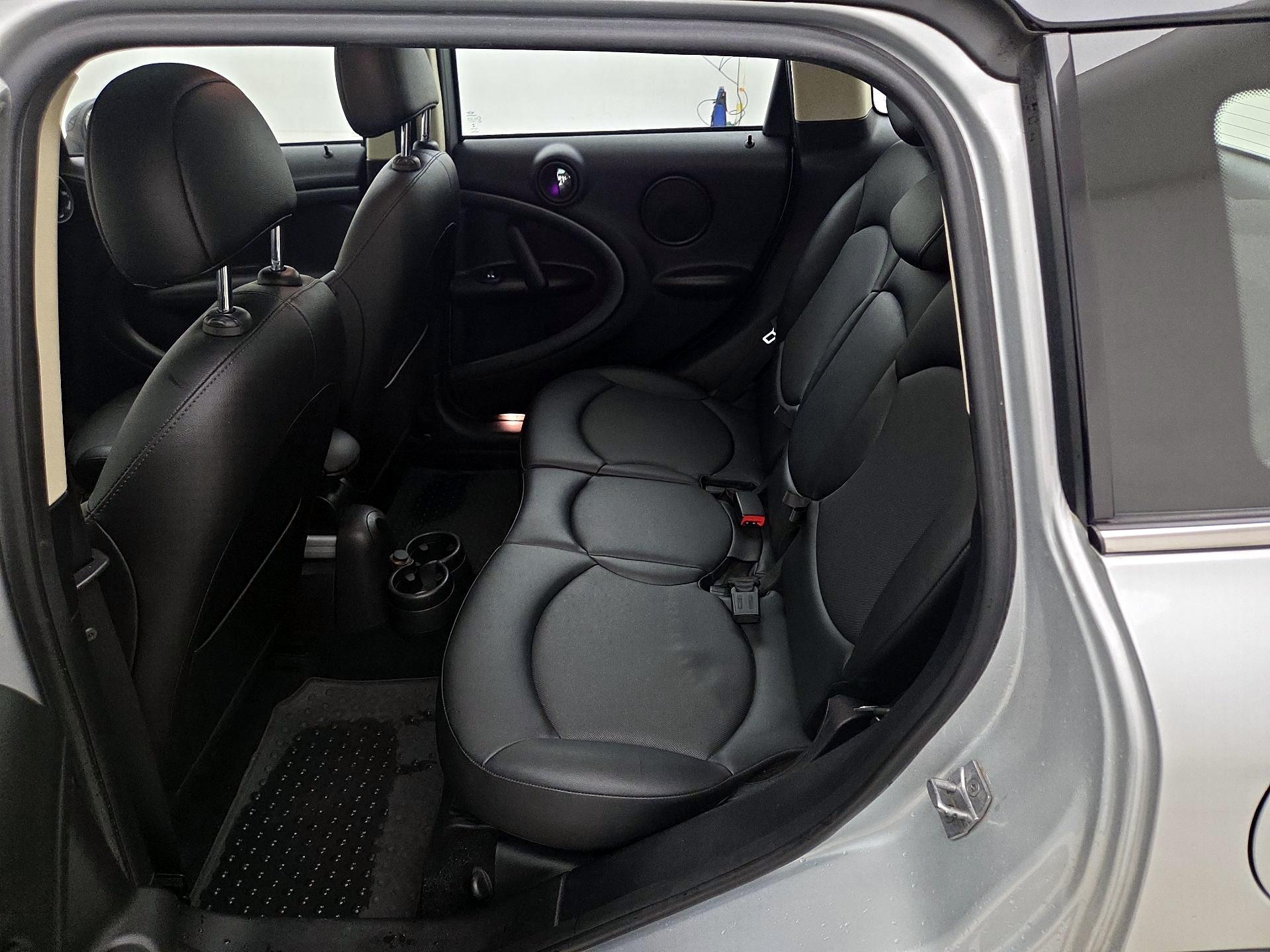 Thumbnail: 2016 MINI Cooper Countryman - 18