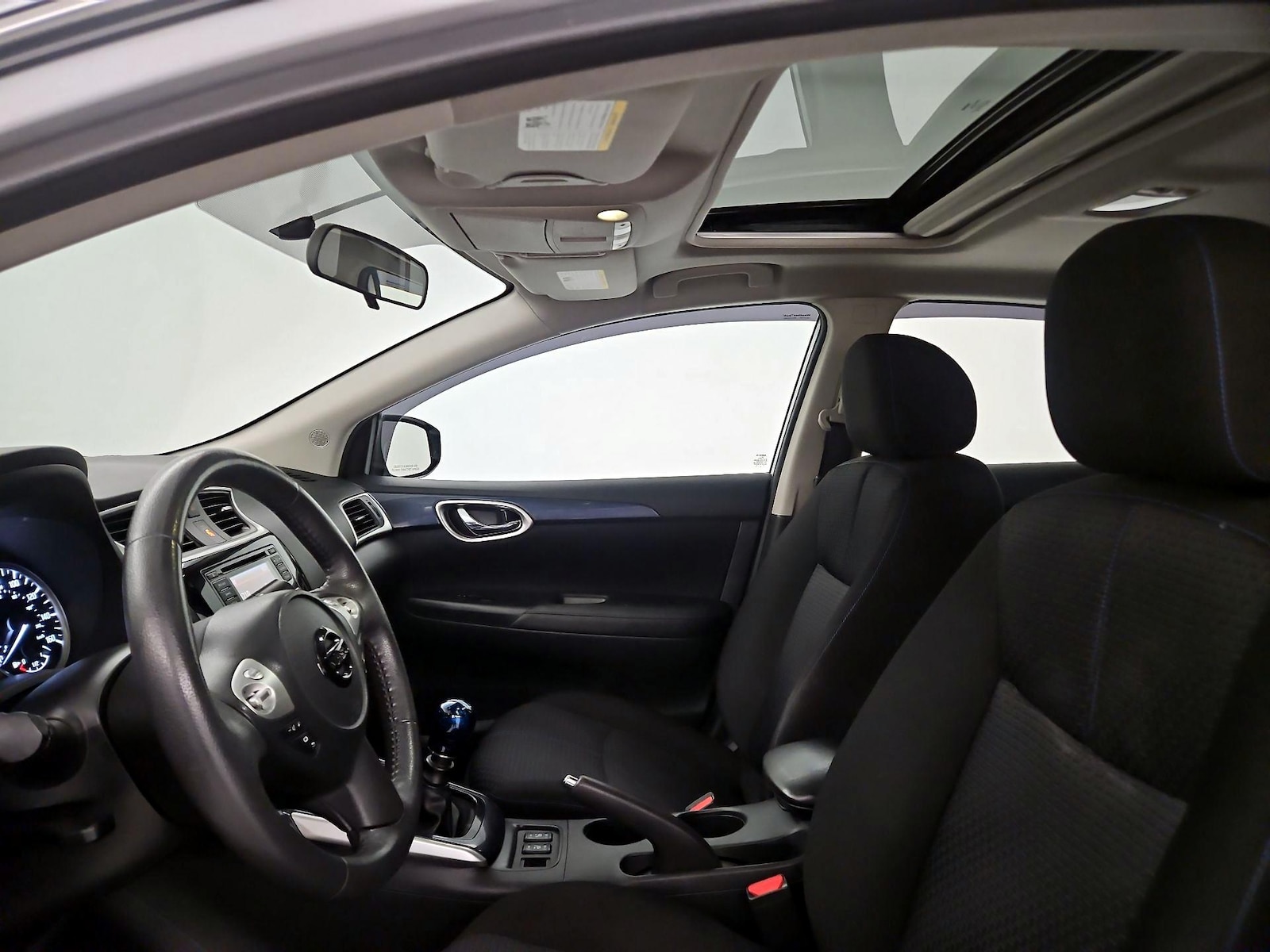 Sunroof(s) & Overhead Airbags