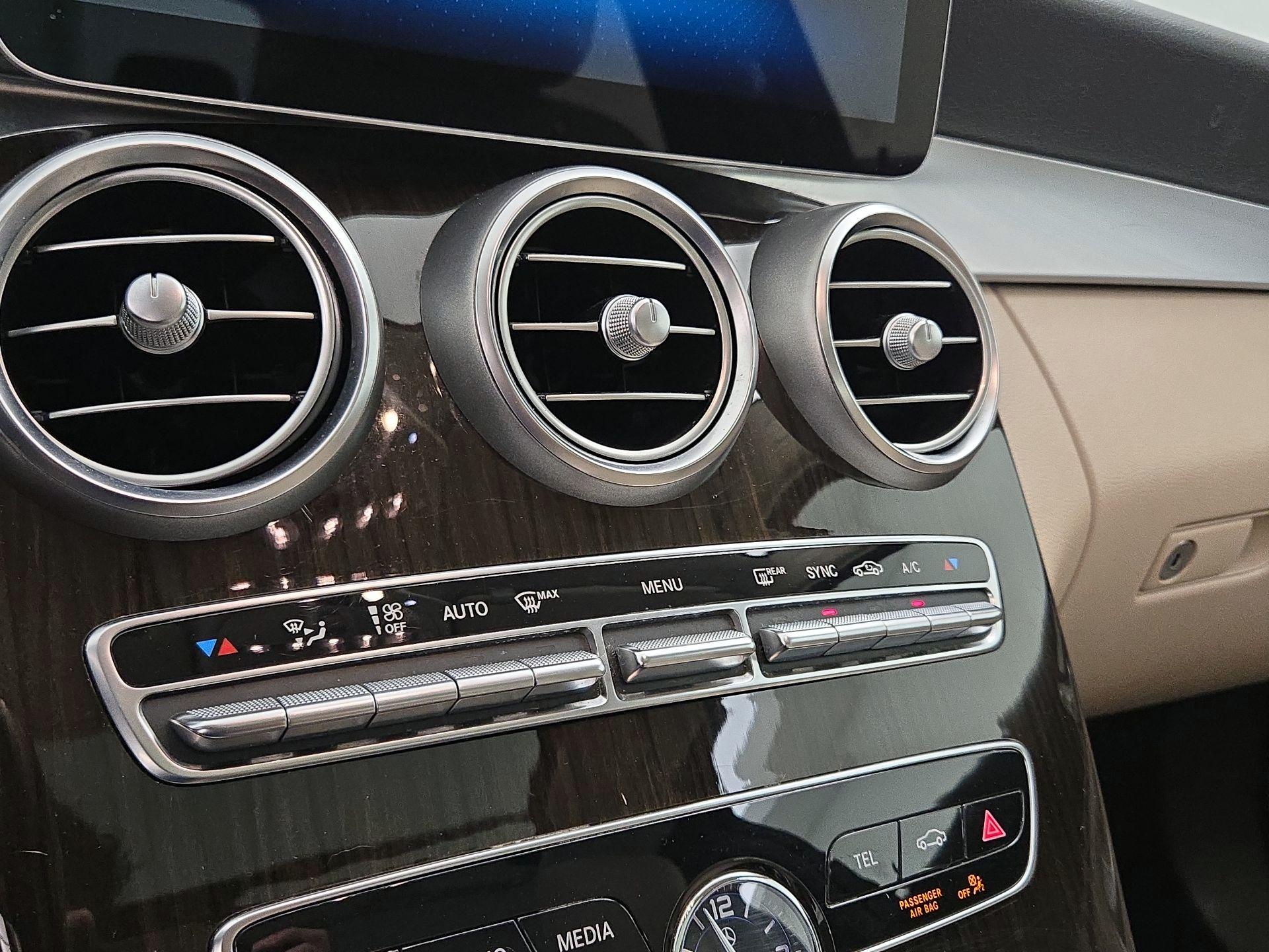 Thumbnail: 2019 Mercedes-Benz C-Class - 16
