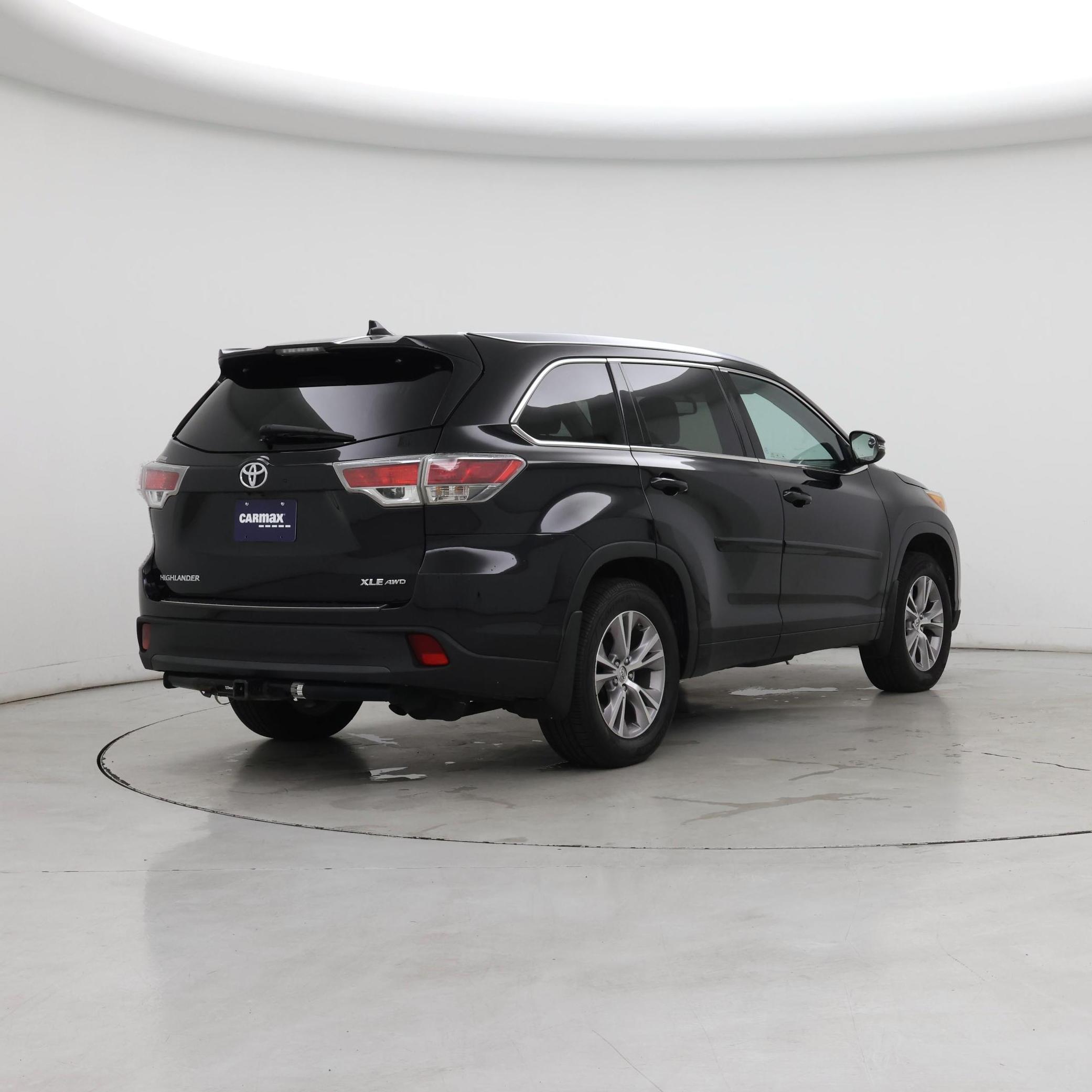 Thumbnail: 2015 Toyota Highlander - 8