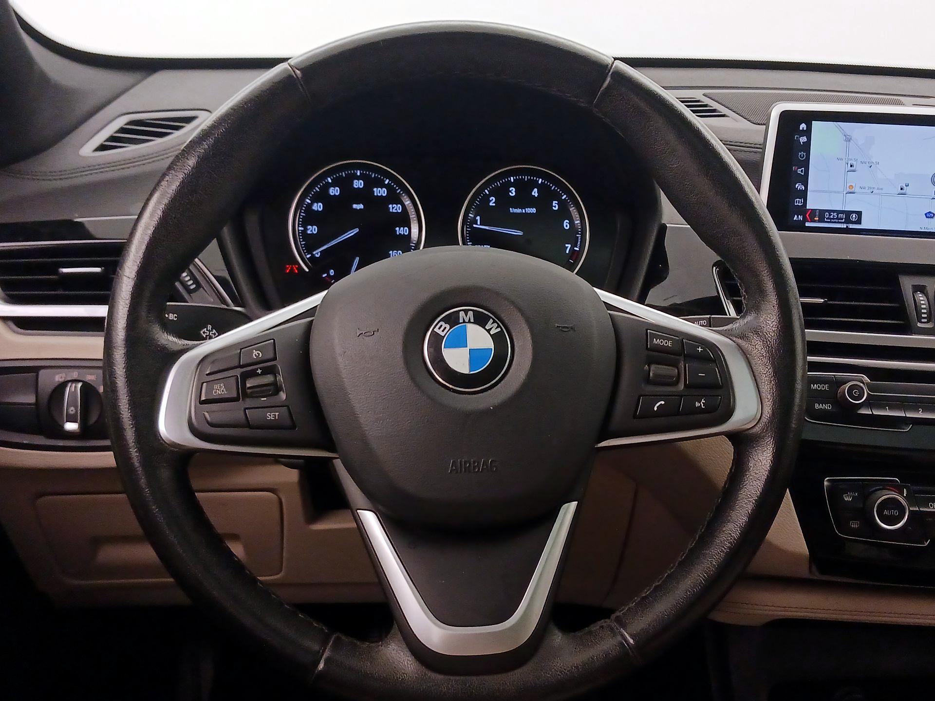Thumbnail: 2021 BMW X1 - 10