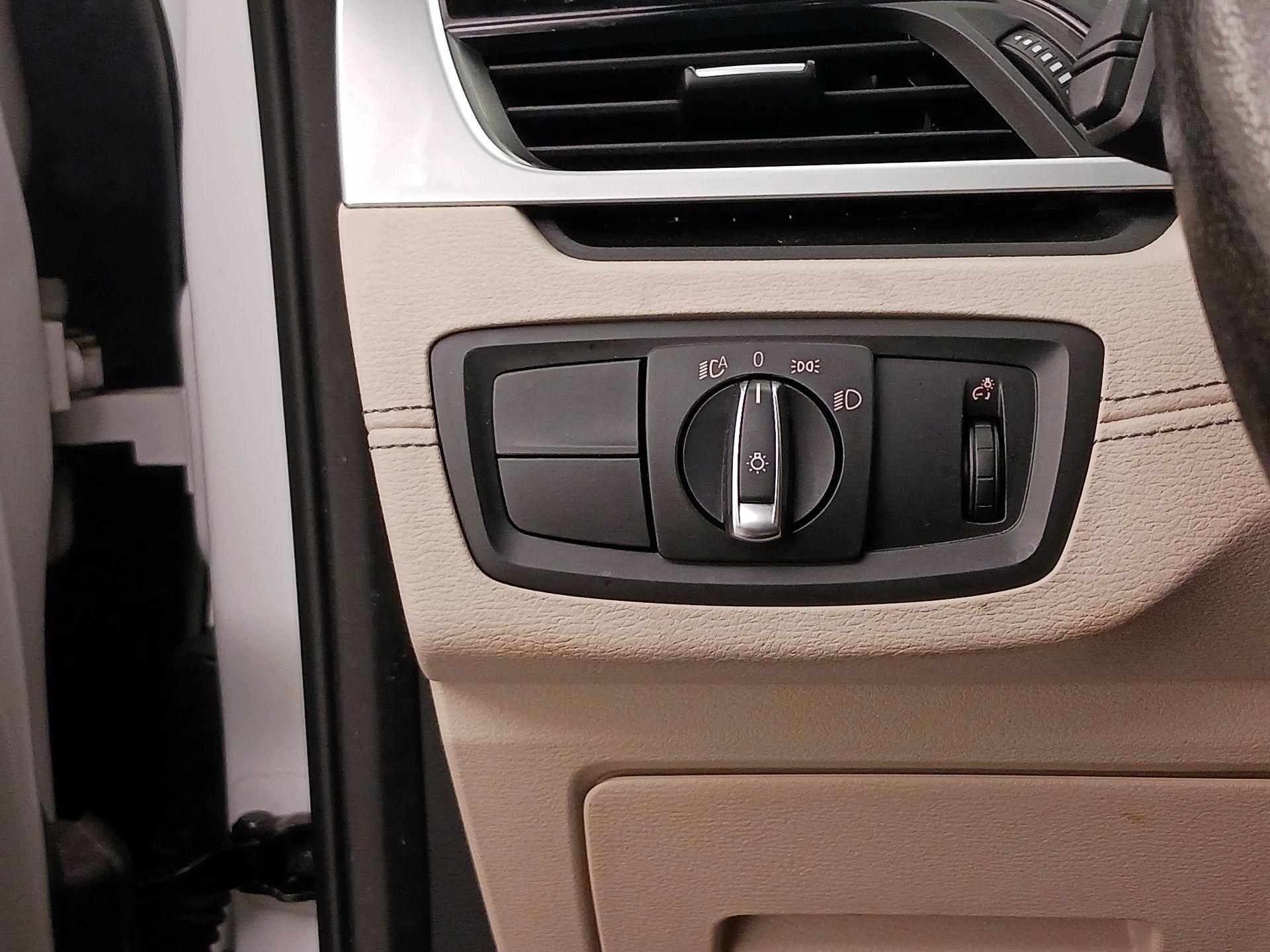 Thumbnail: 2021 BMW X1 - 13