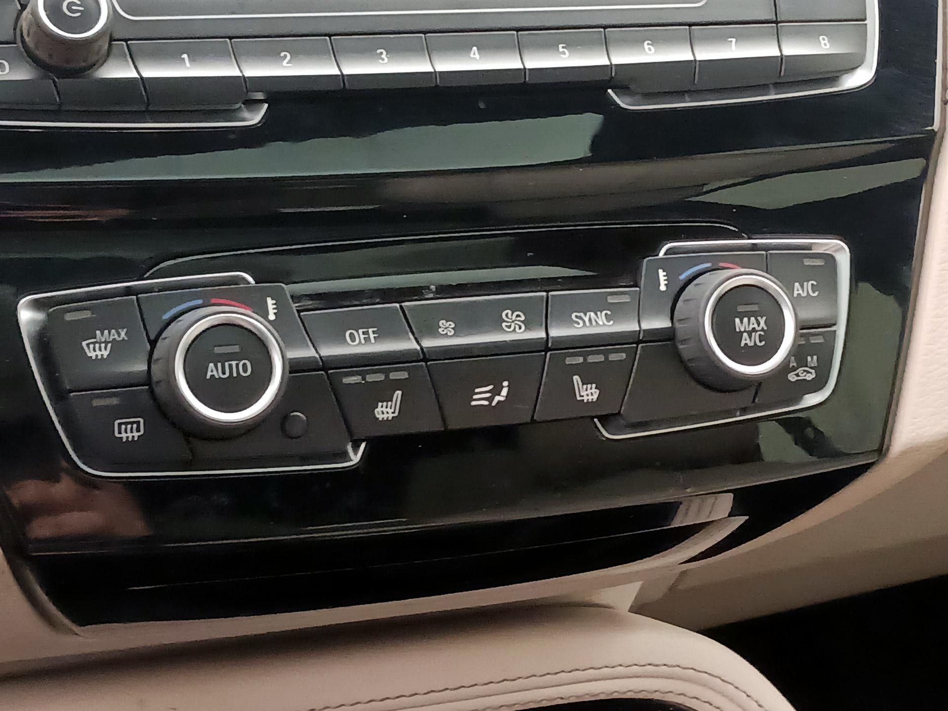 Thumbnail: 2021 BMW X1 - 17