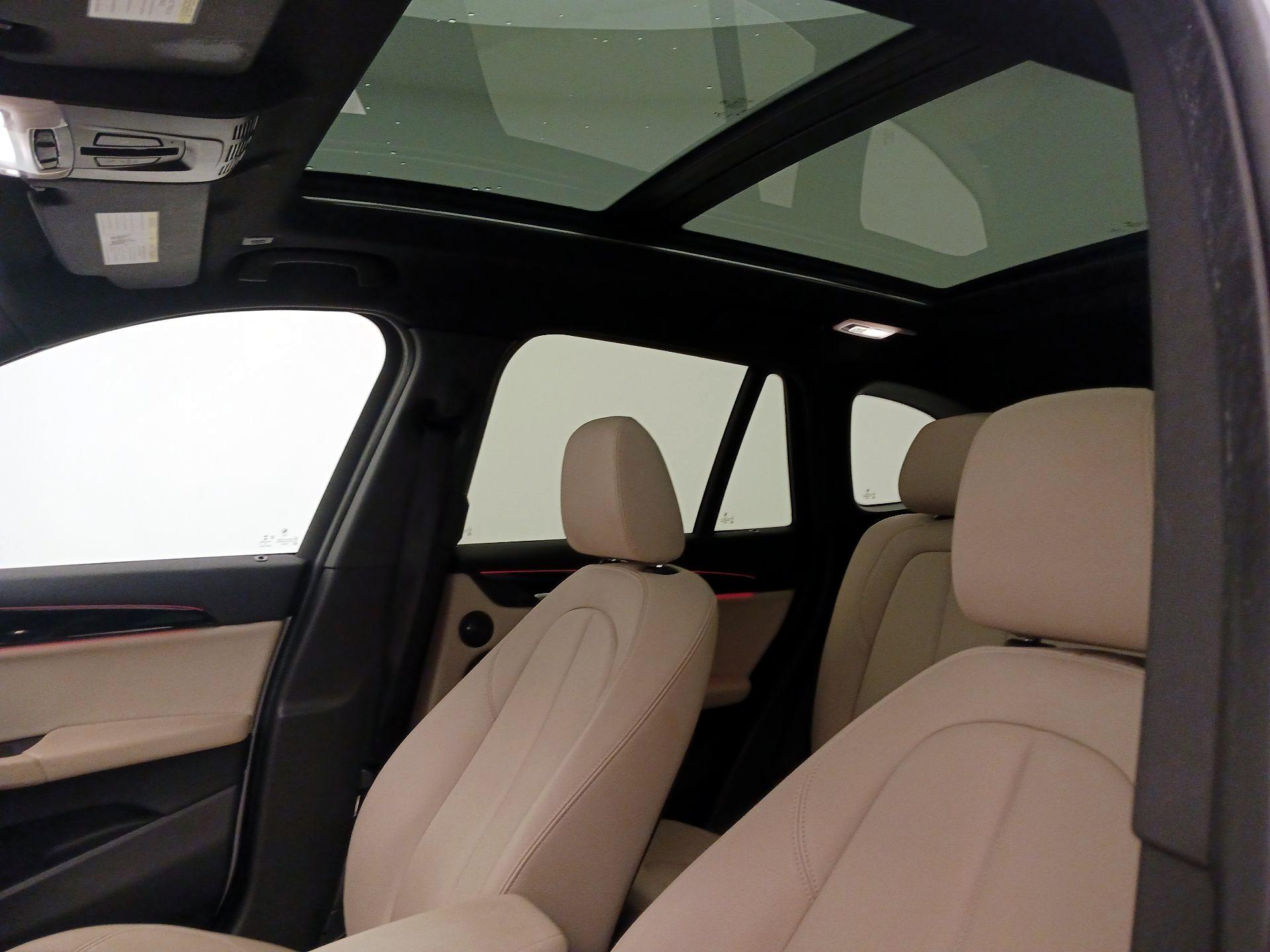 Thumbnail: 2021 BMW X1 - 20