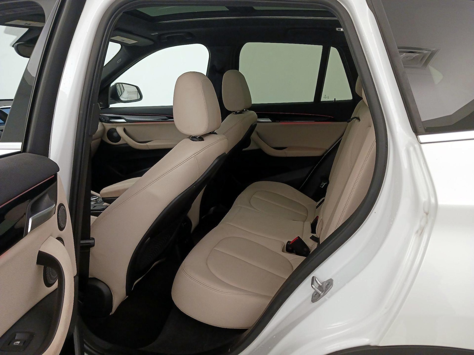 2021 BMW X1 28i - Photo 22