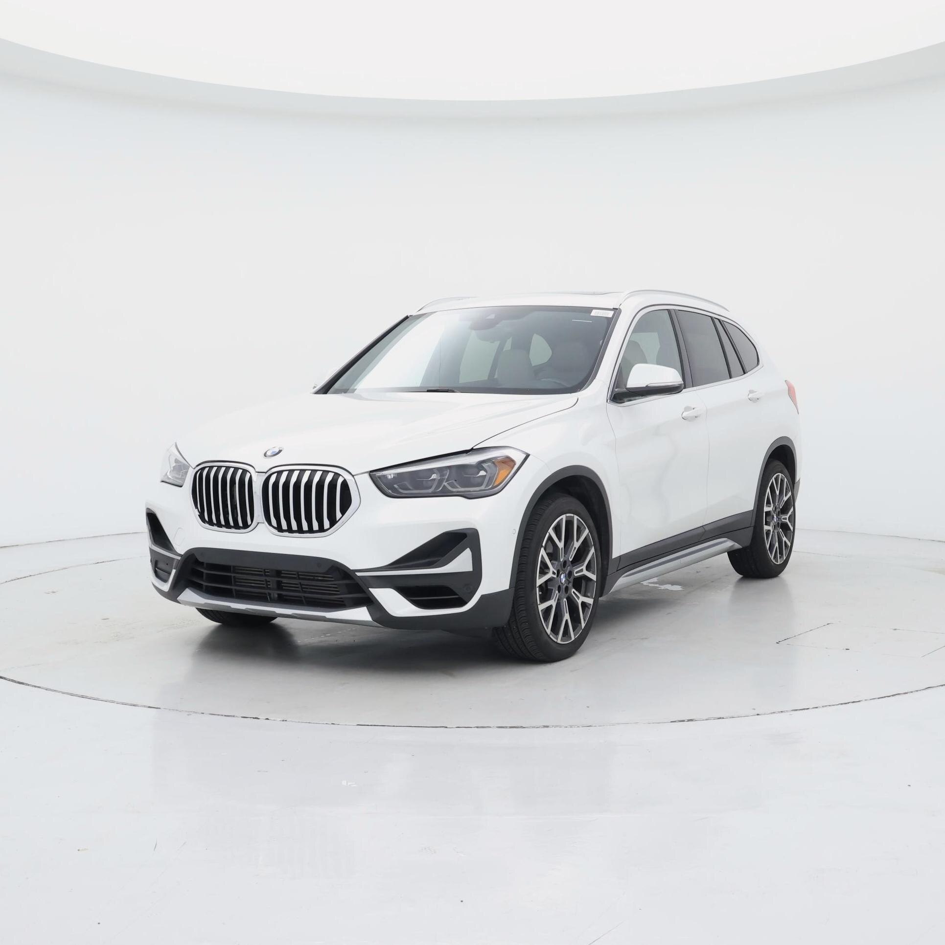 Thumbnail: 2021 BMW X1 - 4