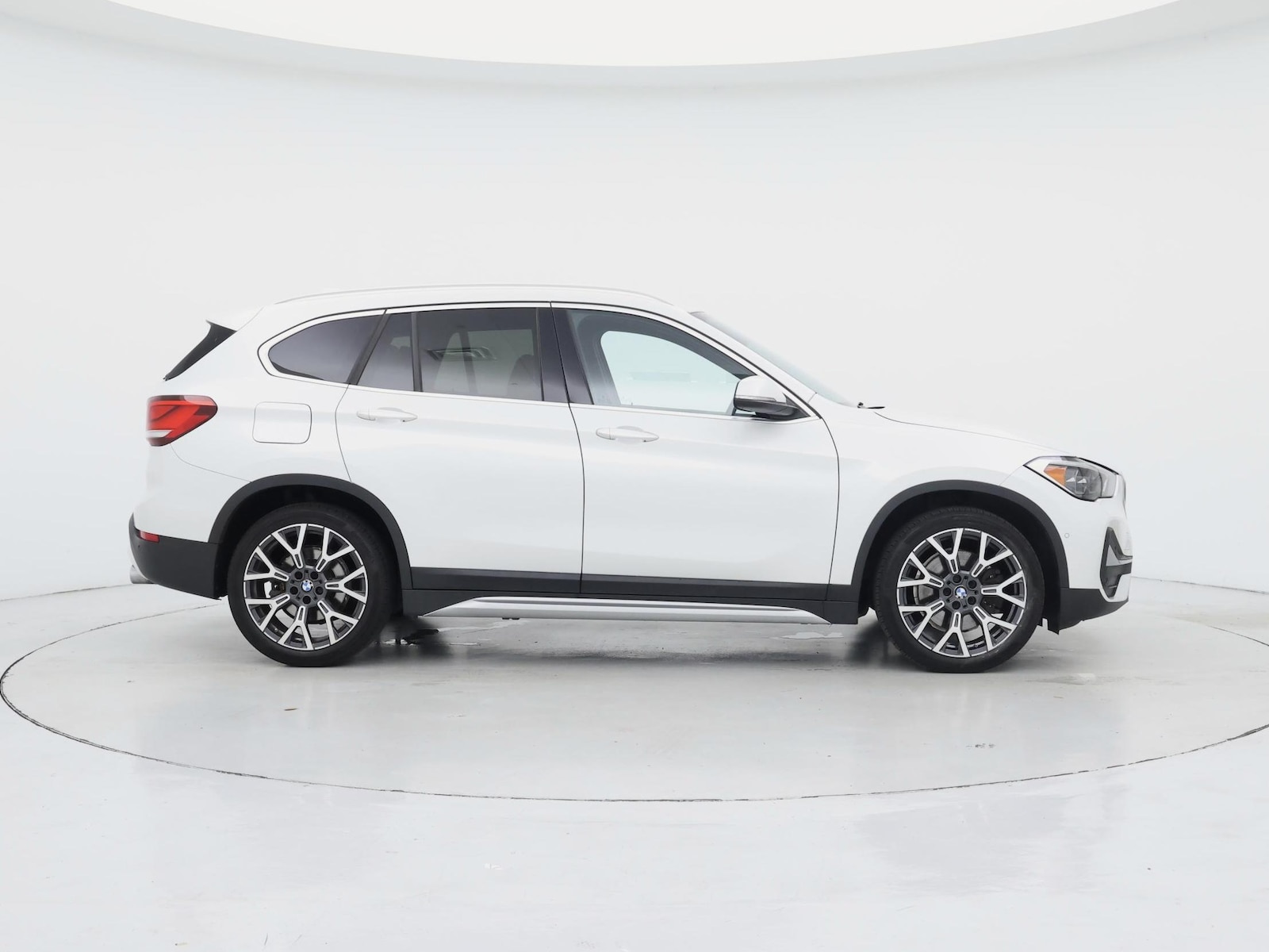 2021 BMW X1 28i - Photo 8