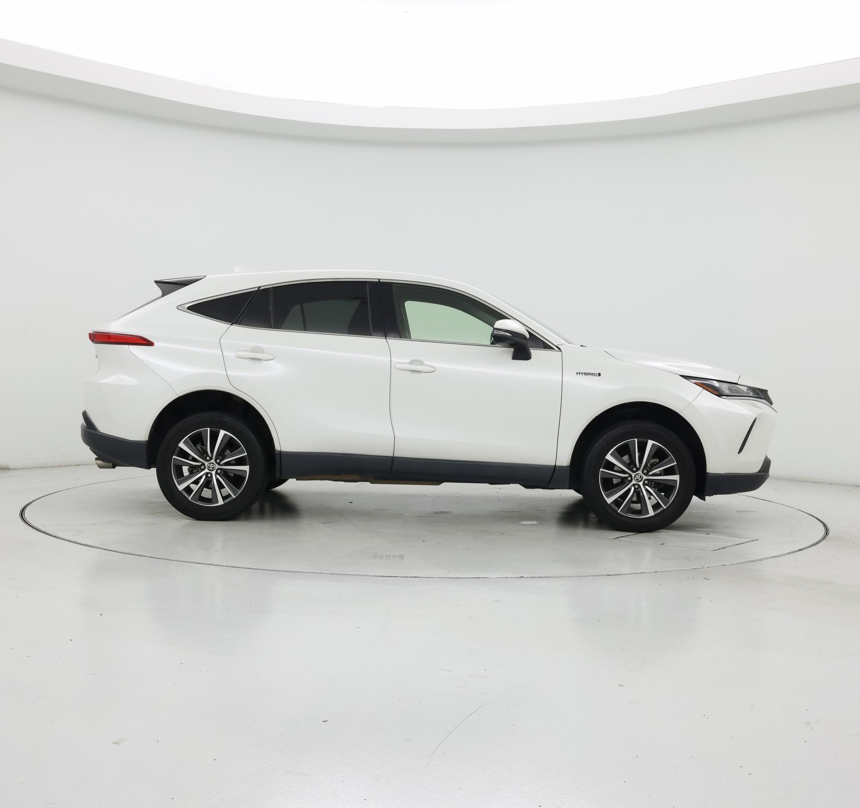 Thumbnail: 2021 Toyota Venza - 7