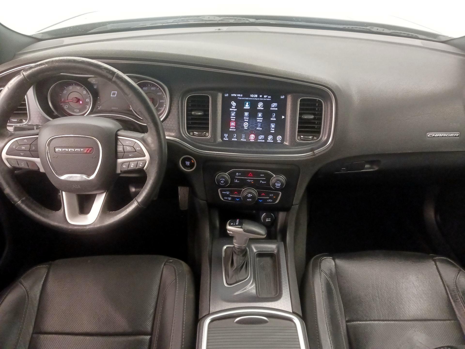 Thumbnail: 2015 Dodge Charger - 9