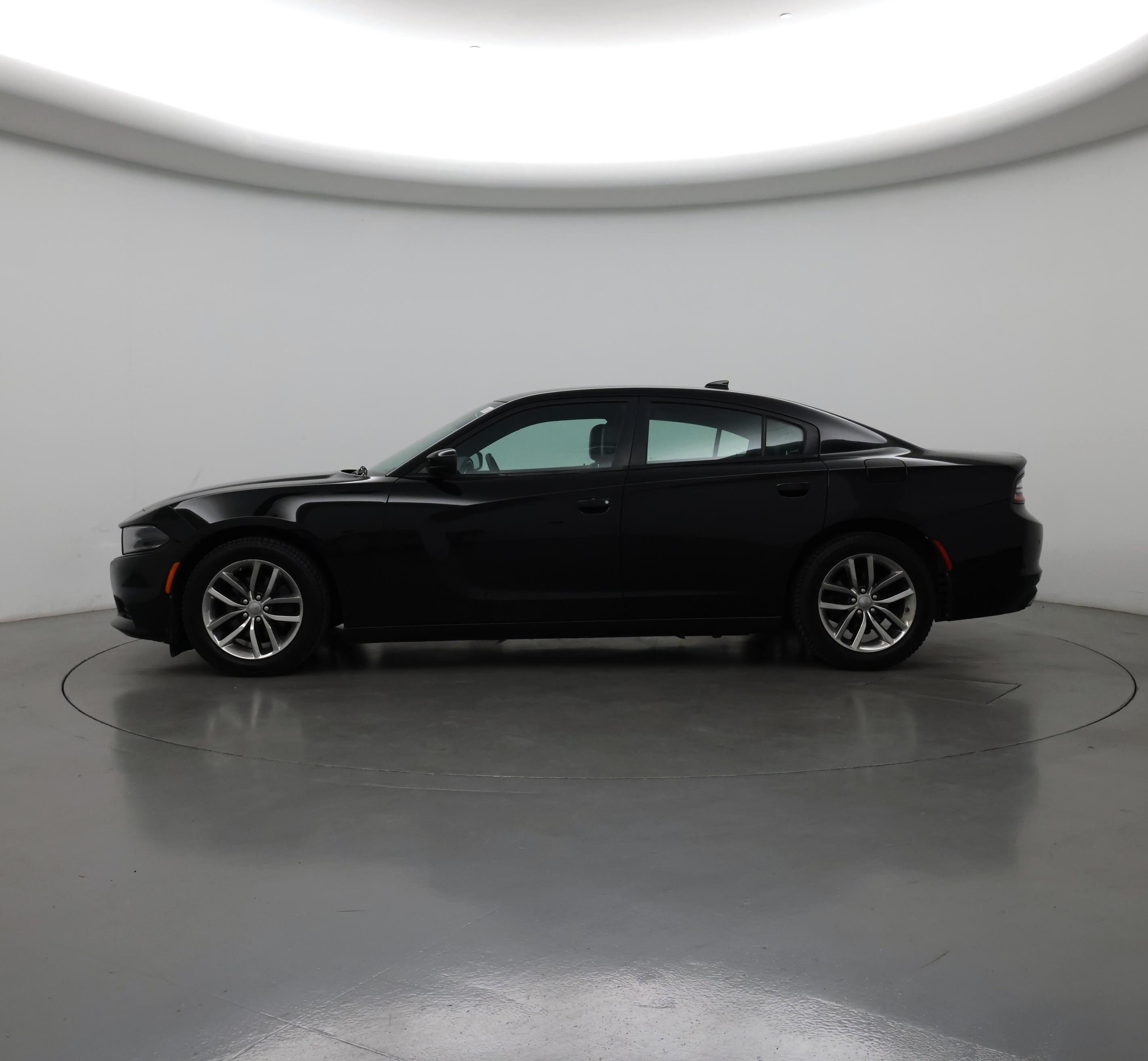 Thumbnail: 2015 Dodge Charger - 3