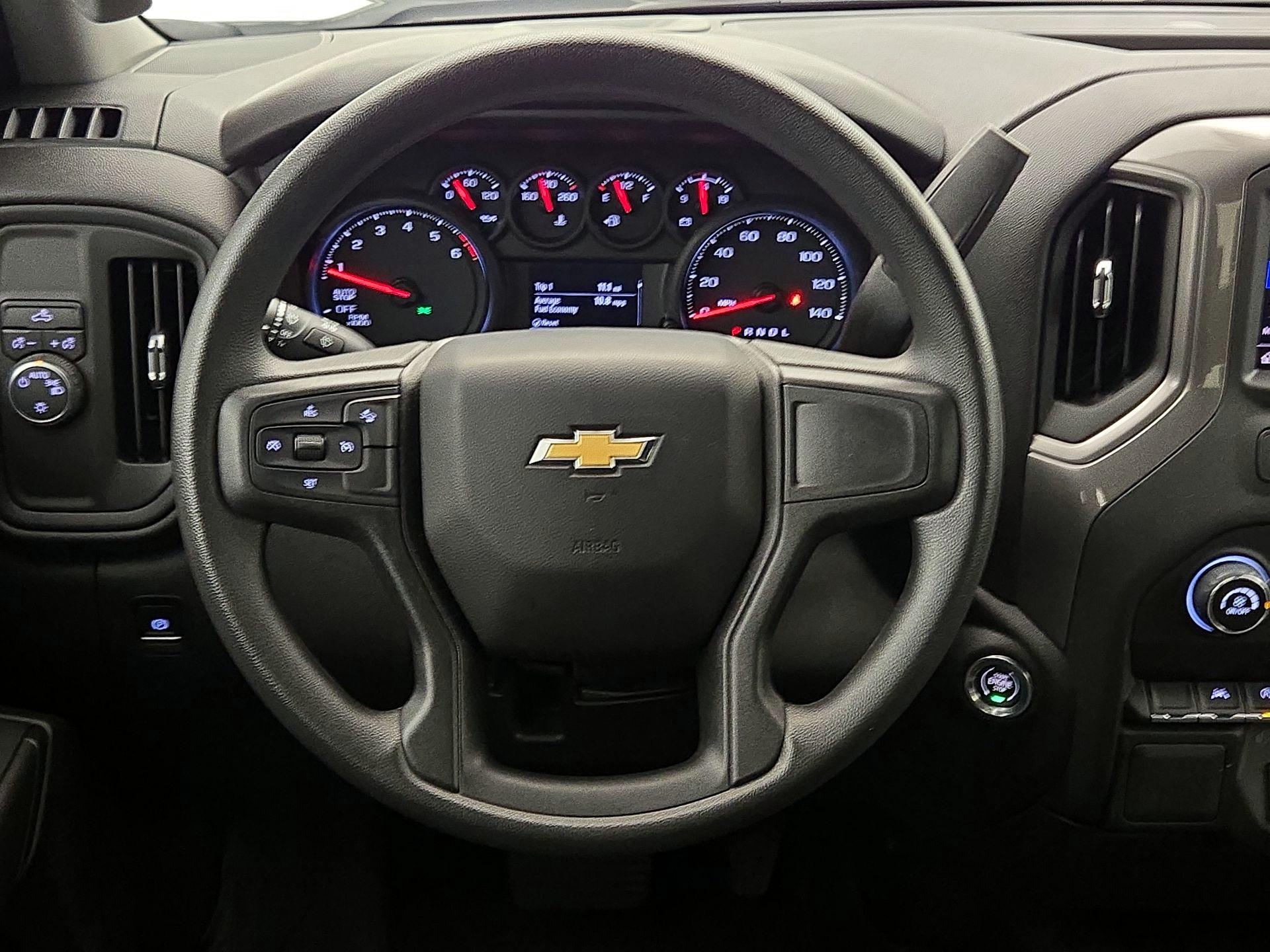 Thumbnail: 2026 Chevrolet Silverado 1500 - 10