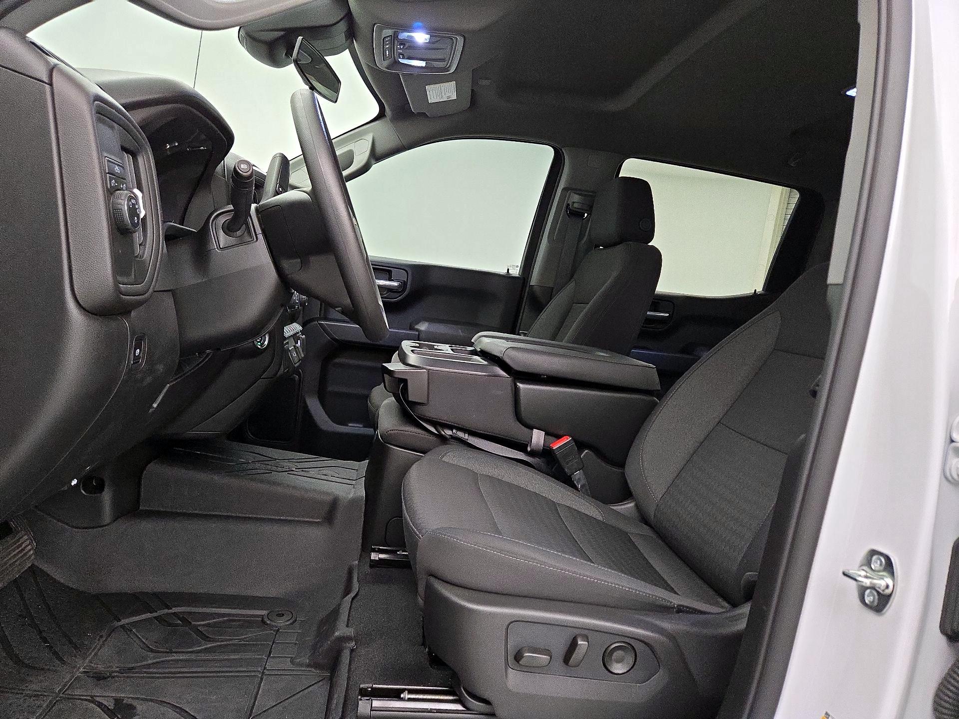 Thumbnail: 2026 Chevrolet Silverado 1500 - 11
