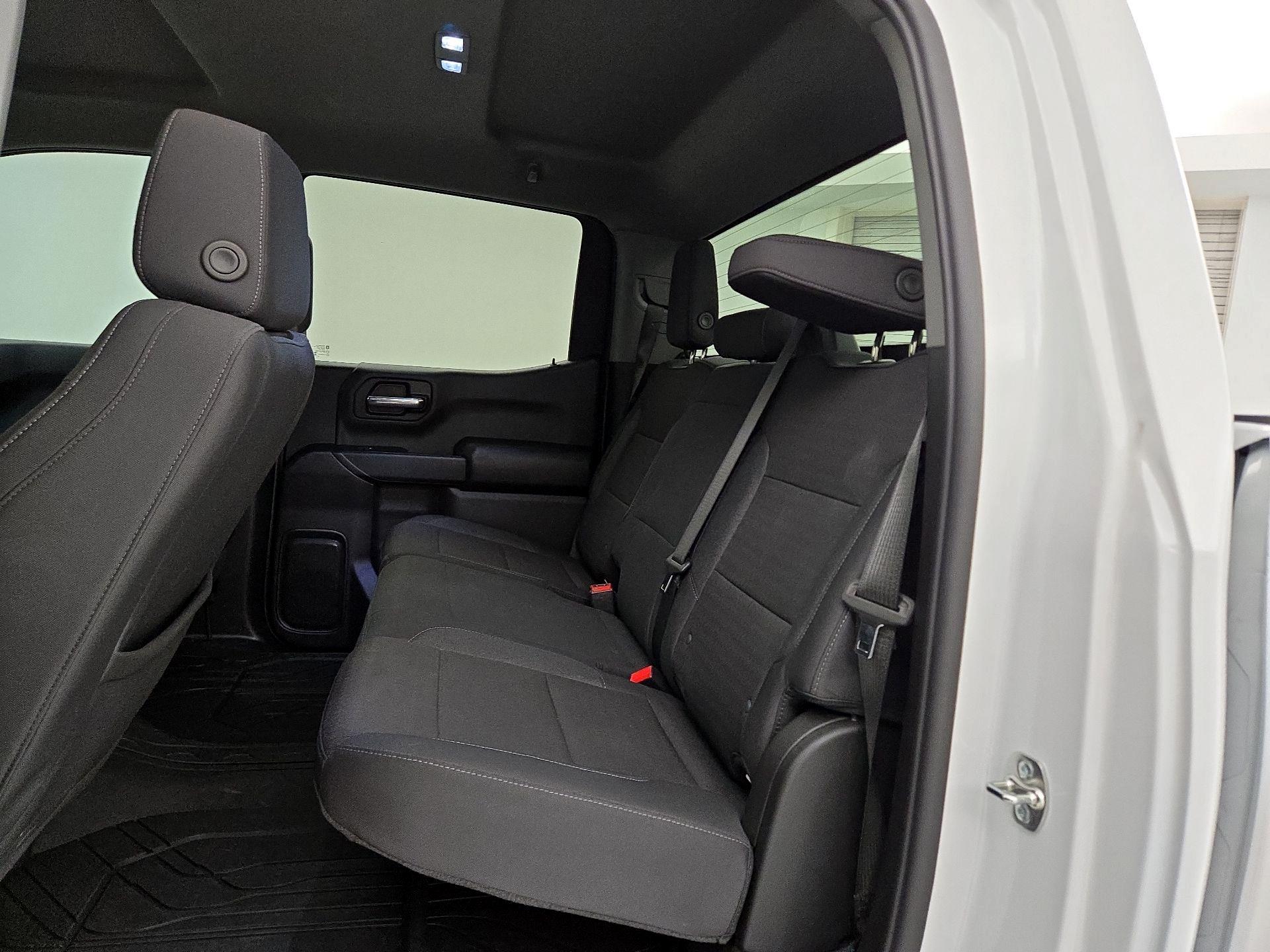 Thumbnail: 2026 Chevrolet Silverado 1500 - 19