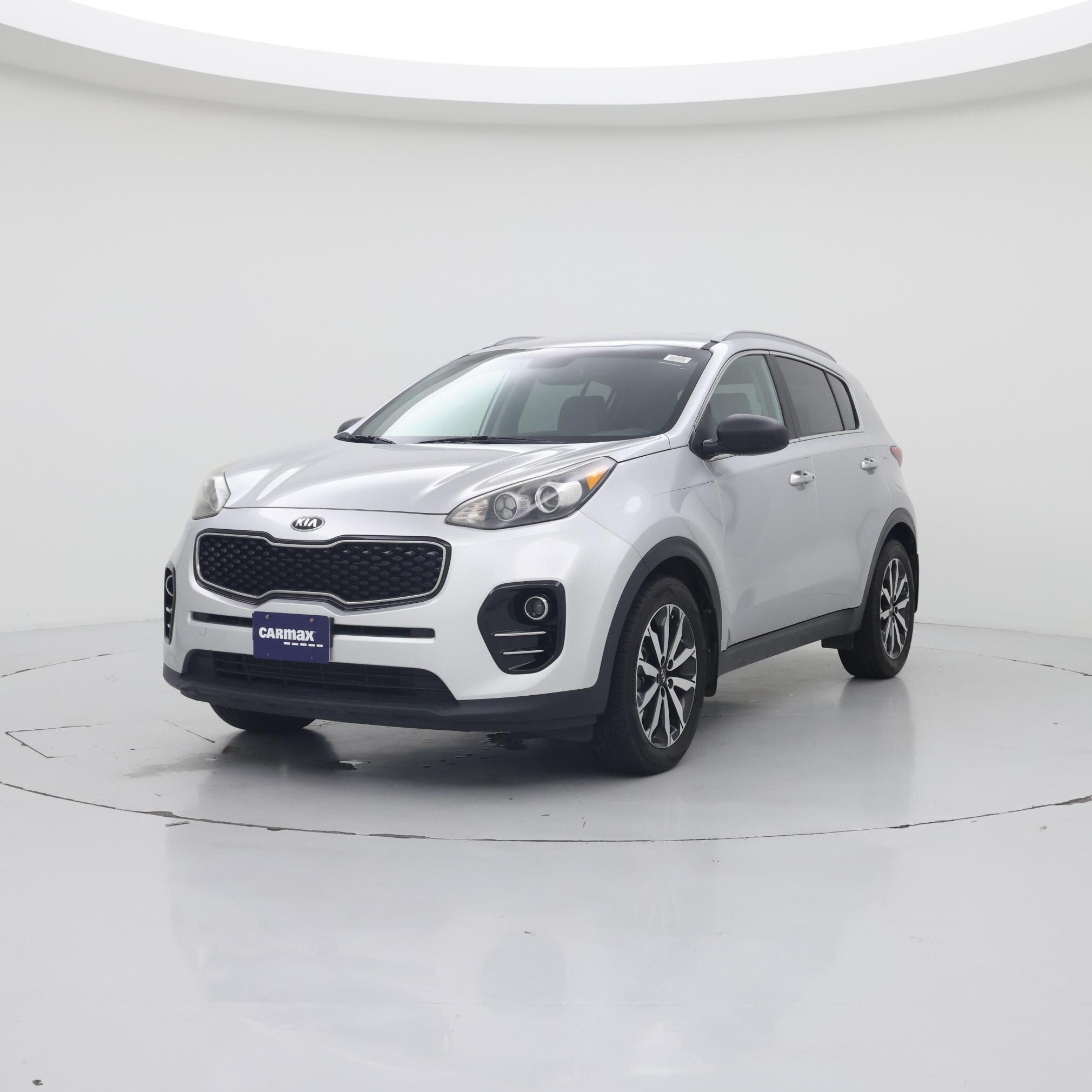 Thumbnail: 2017 Kia Sportage - 4