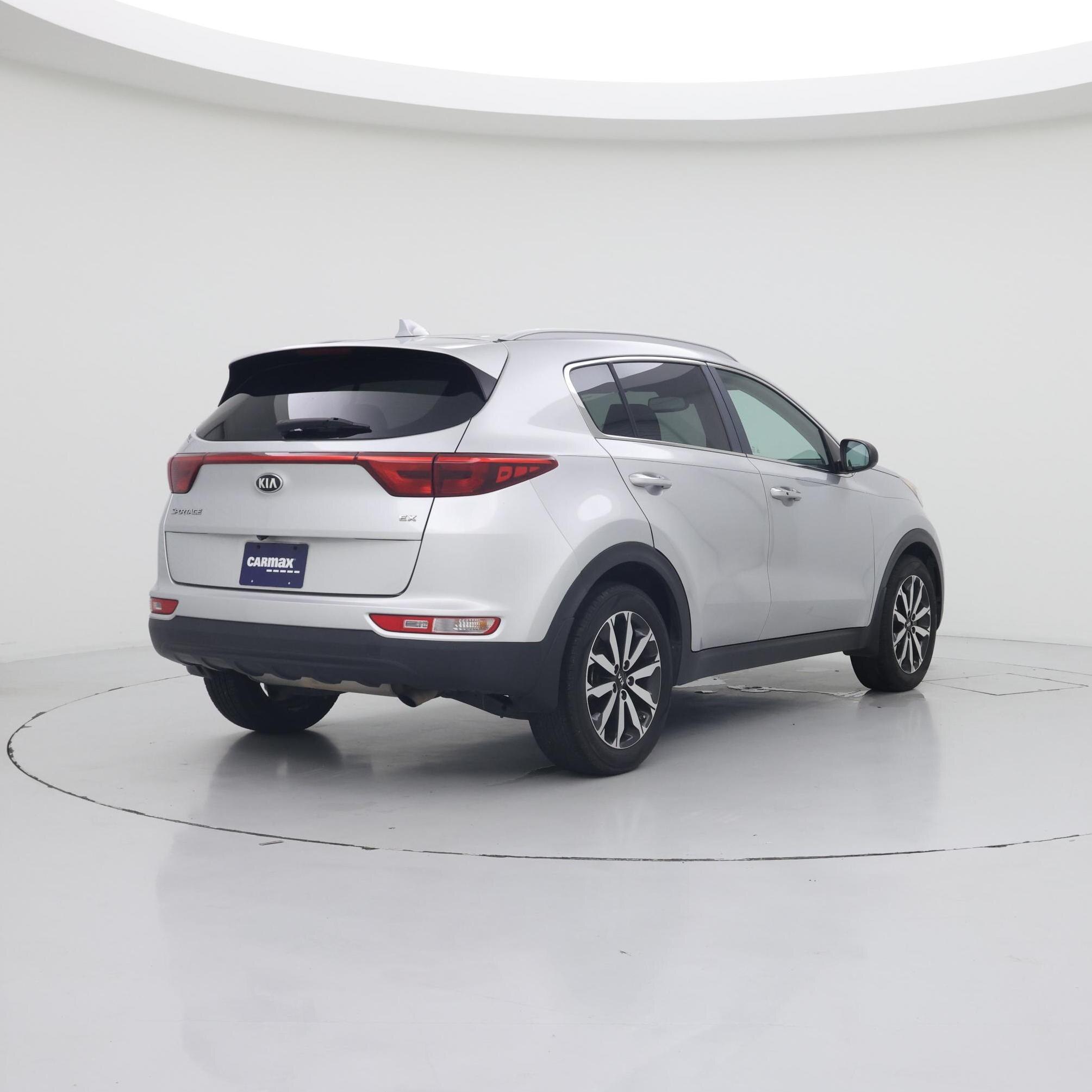 Thumbnail: 2017 Kia Sportage - 8