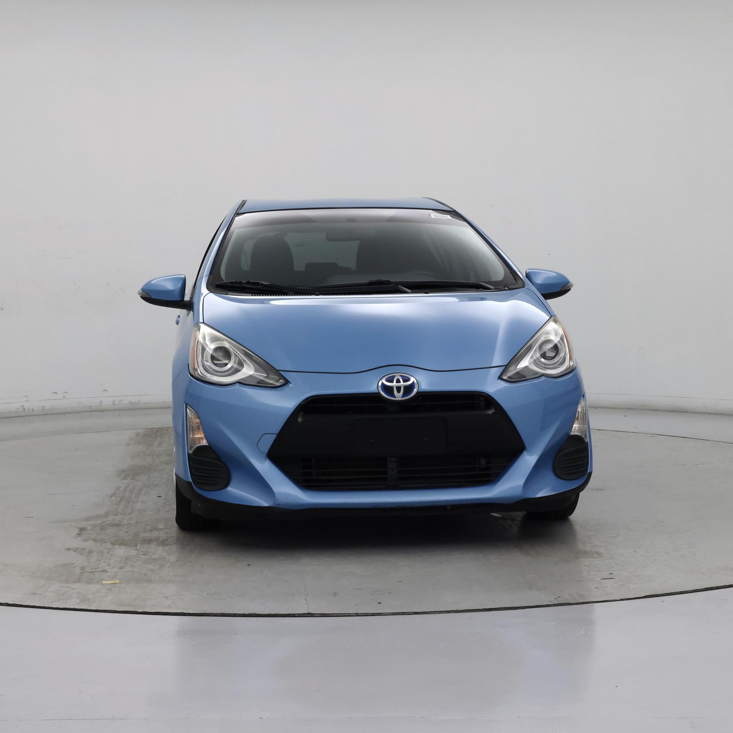 Thumbnail: 2016 Toyota Prius c - 5