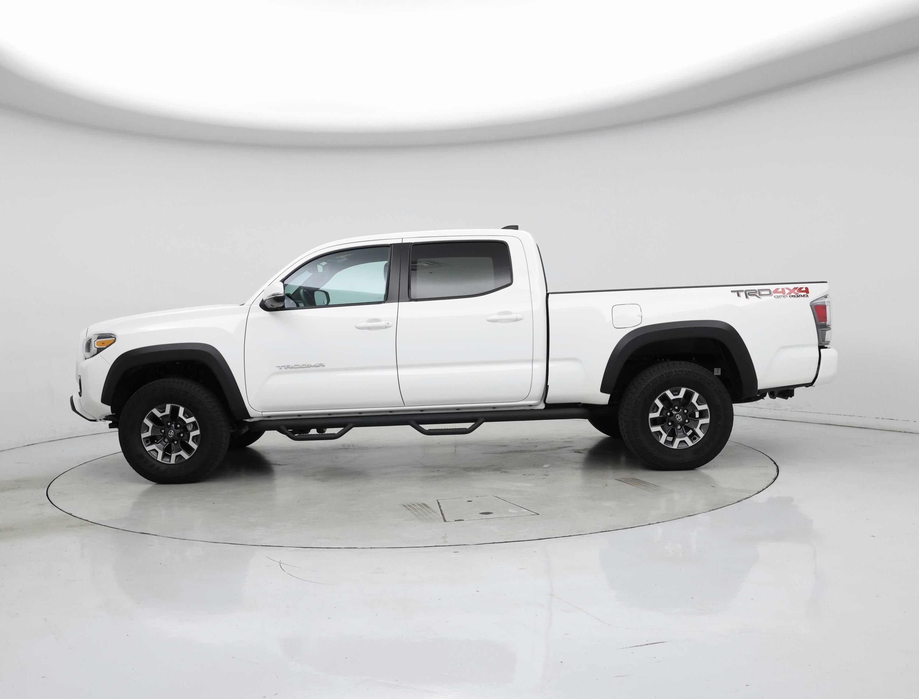 Thumbnail: 2023 Toyota Tacoma - 3