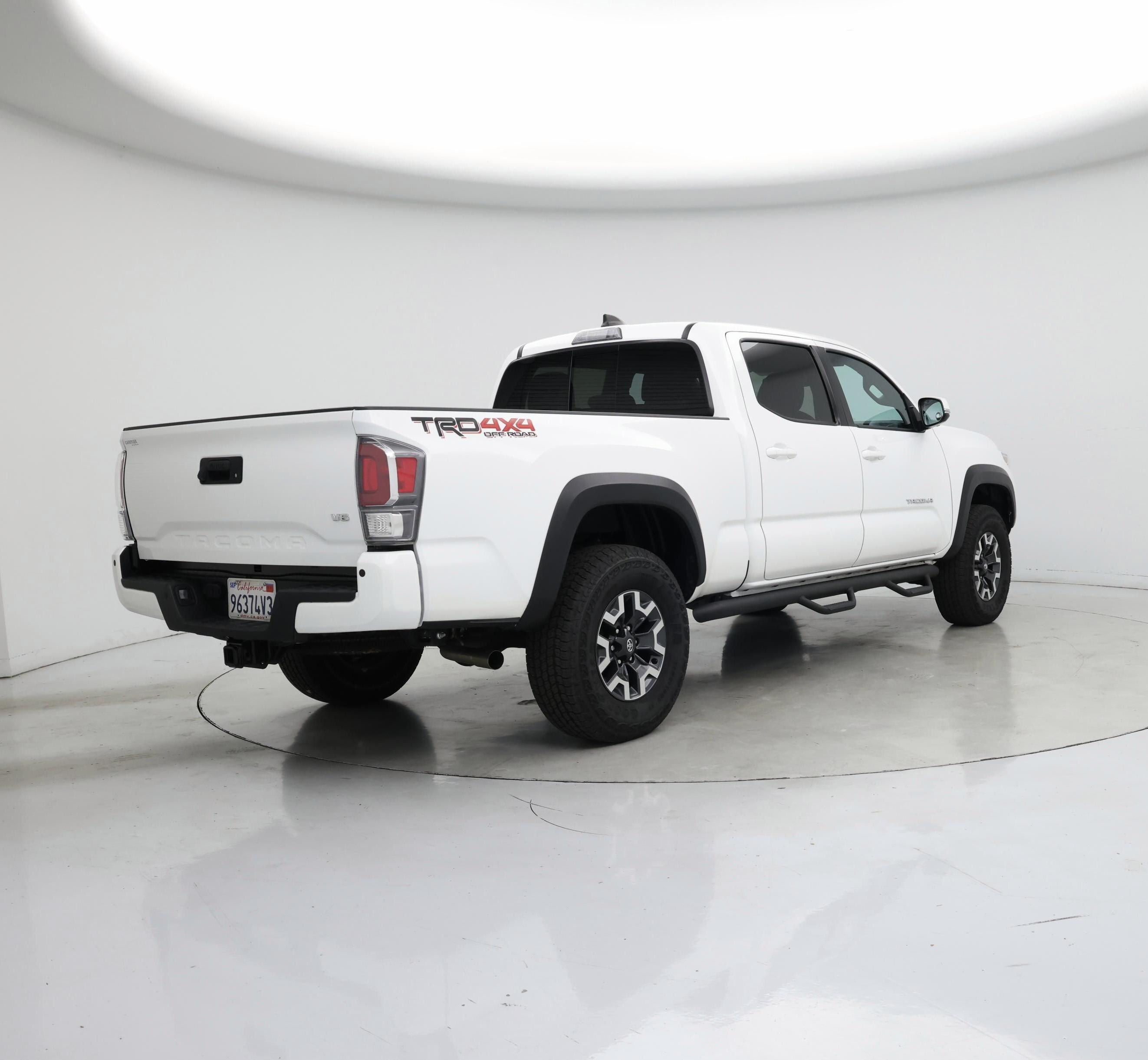Thumbnail: 2023 Toyota Tacoma - 8