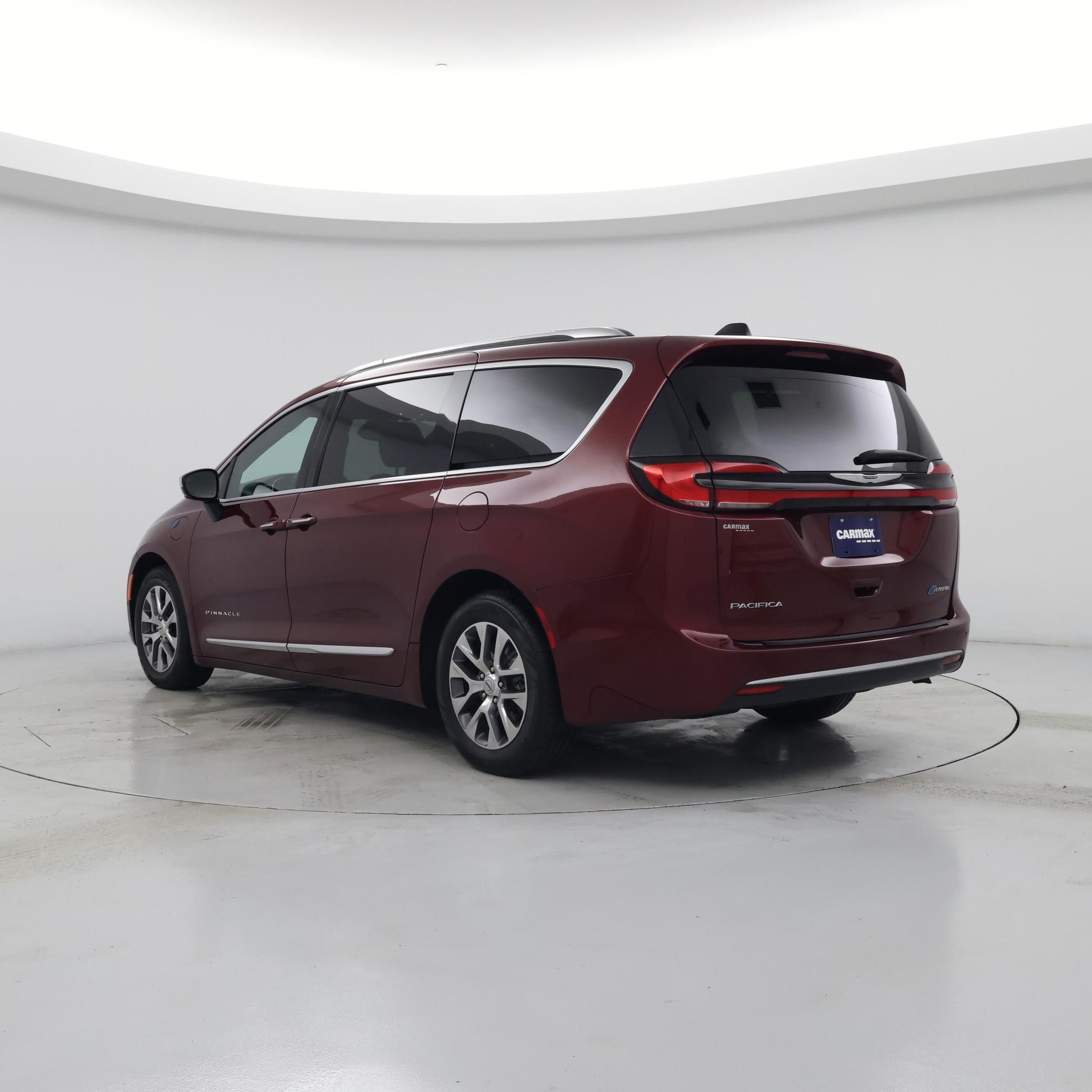 Thumbnail: 2023 Chrysler Pacifica - 2